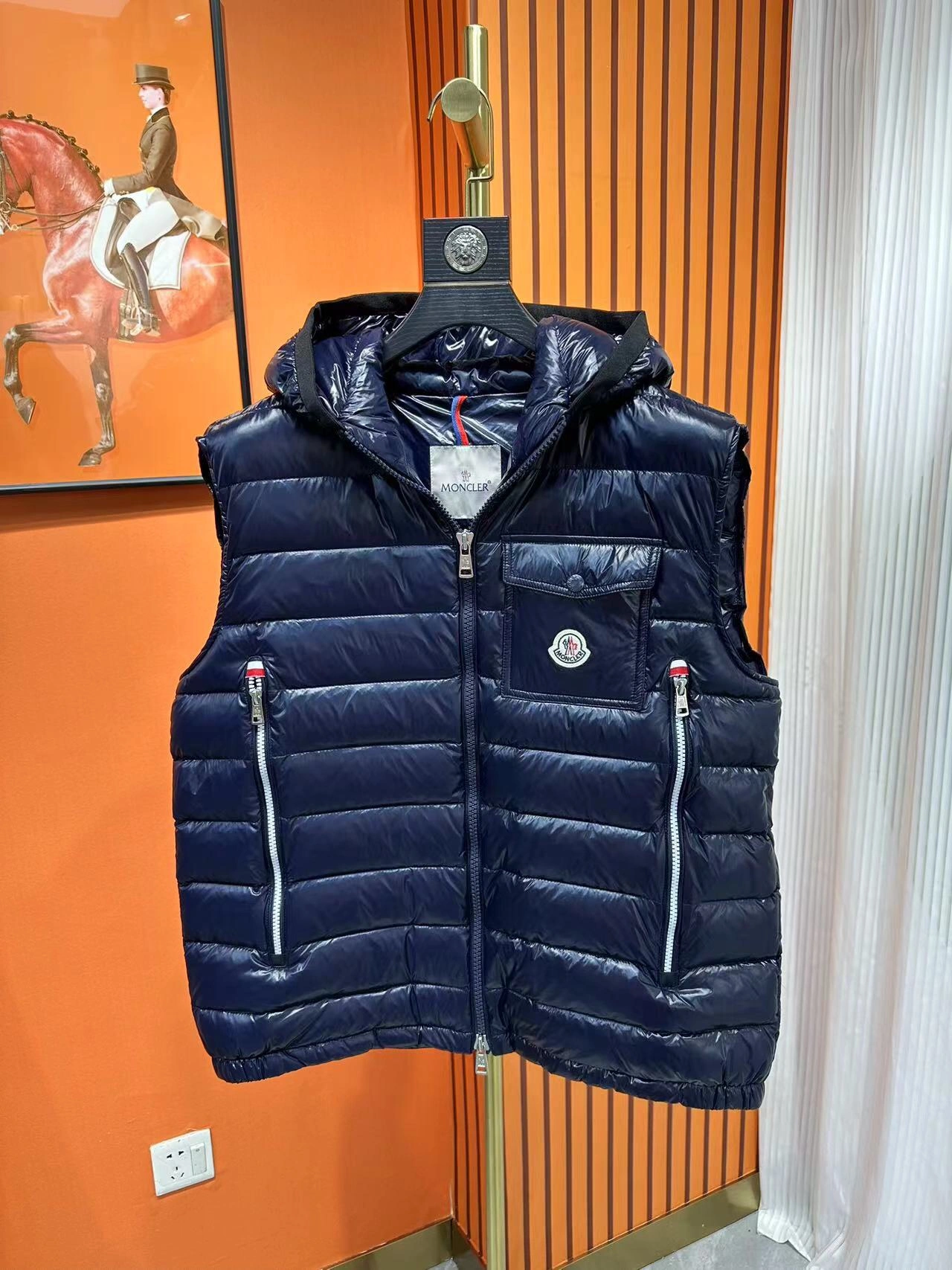 Durable Moncler Down Jackets 145394