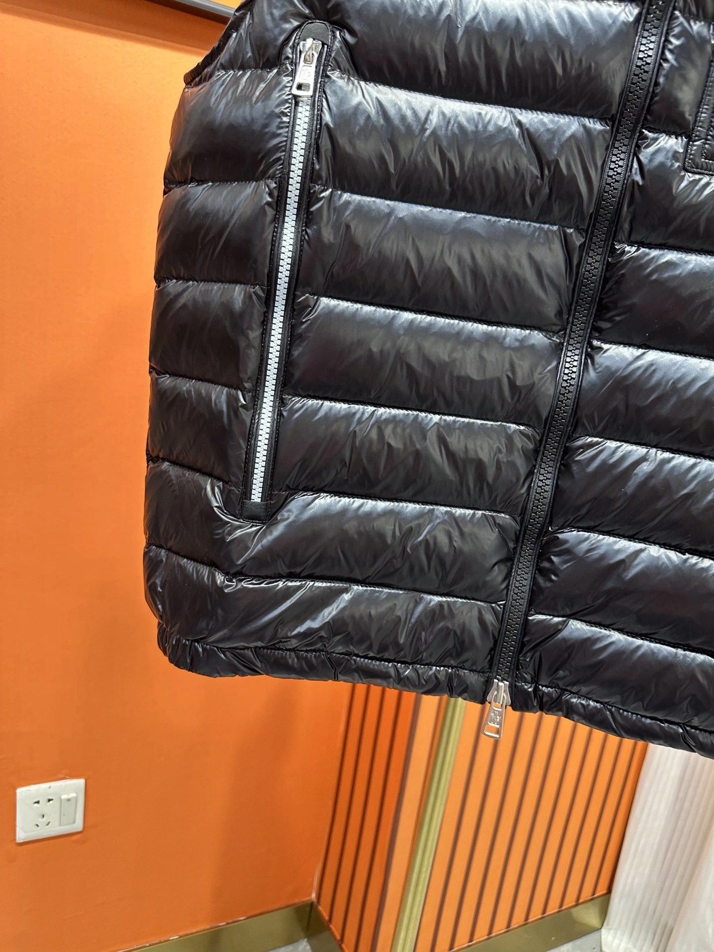 QuickDry Moncler Down Jackets 145397