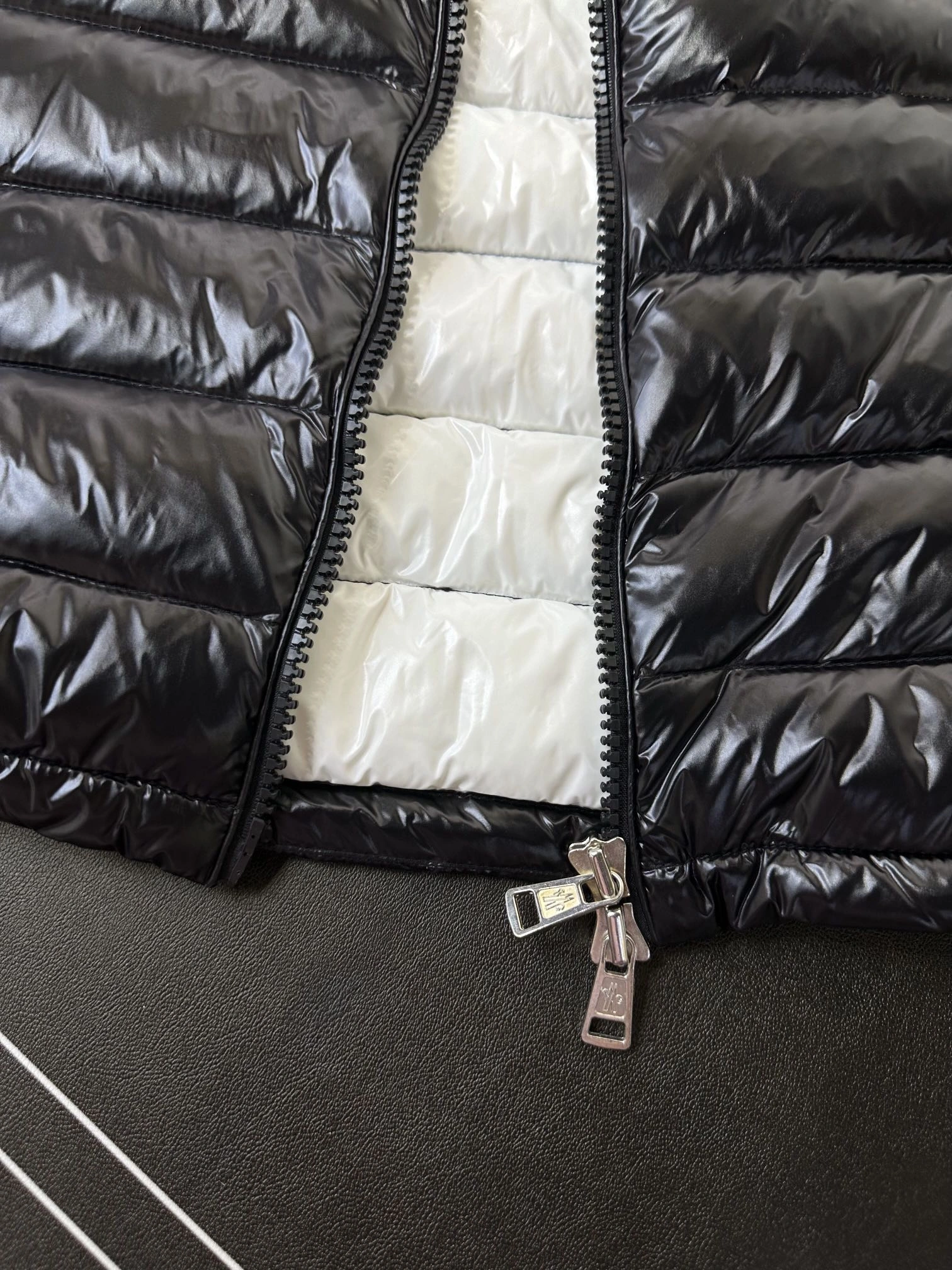 QuickDry Moncler Down Jackets 145397