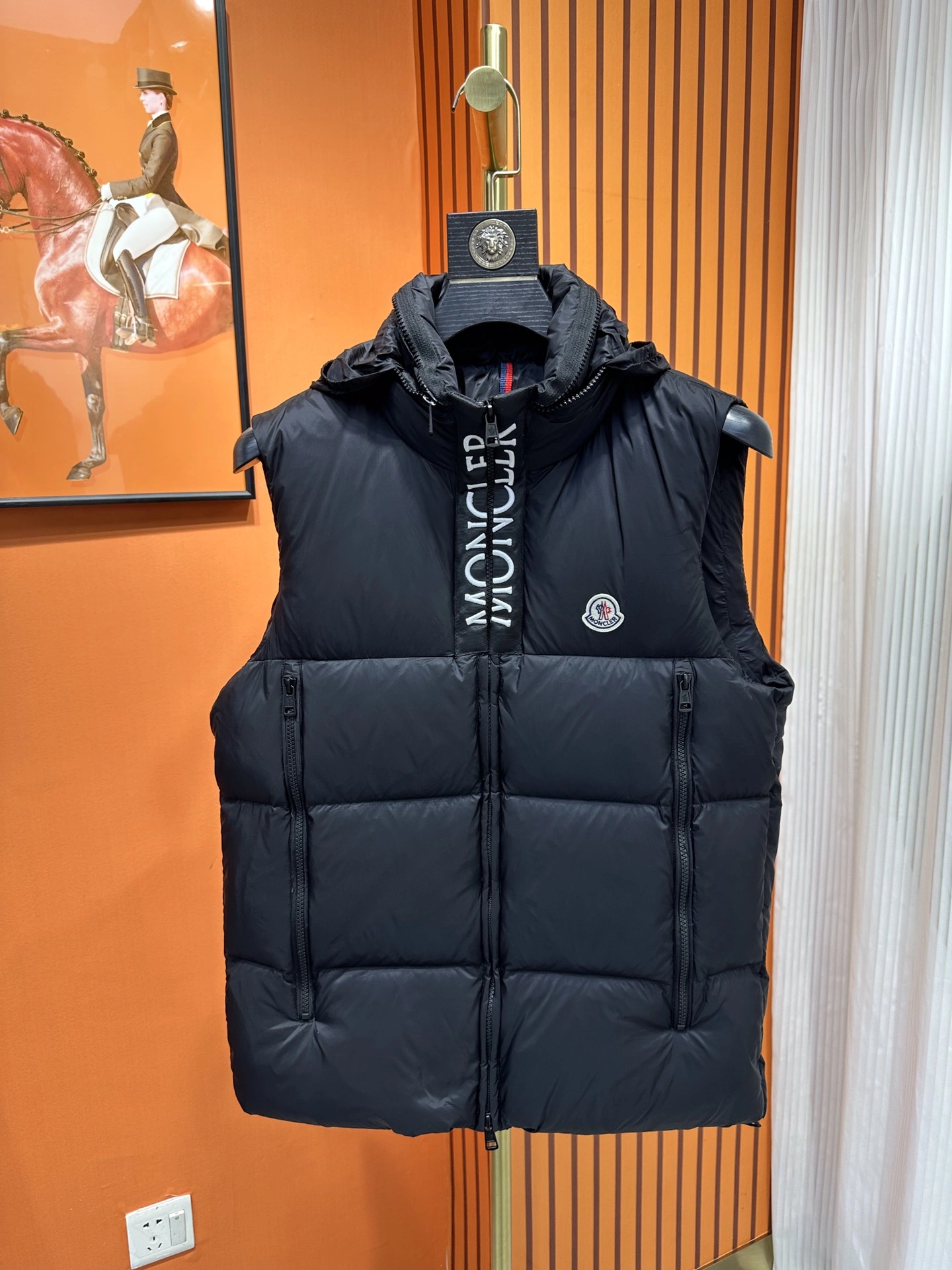 Original Moncler Down Jackets 145390