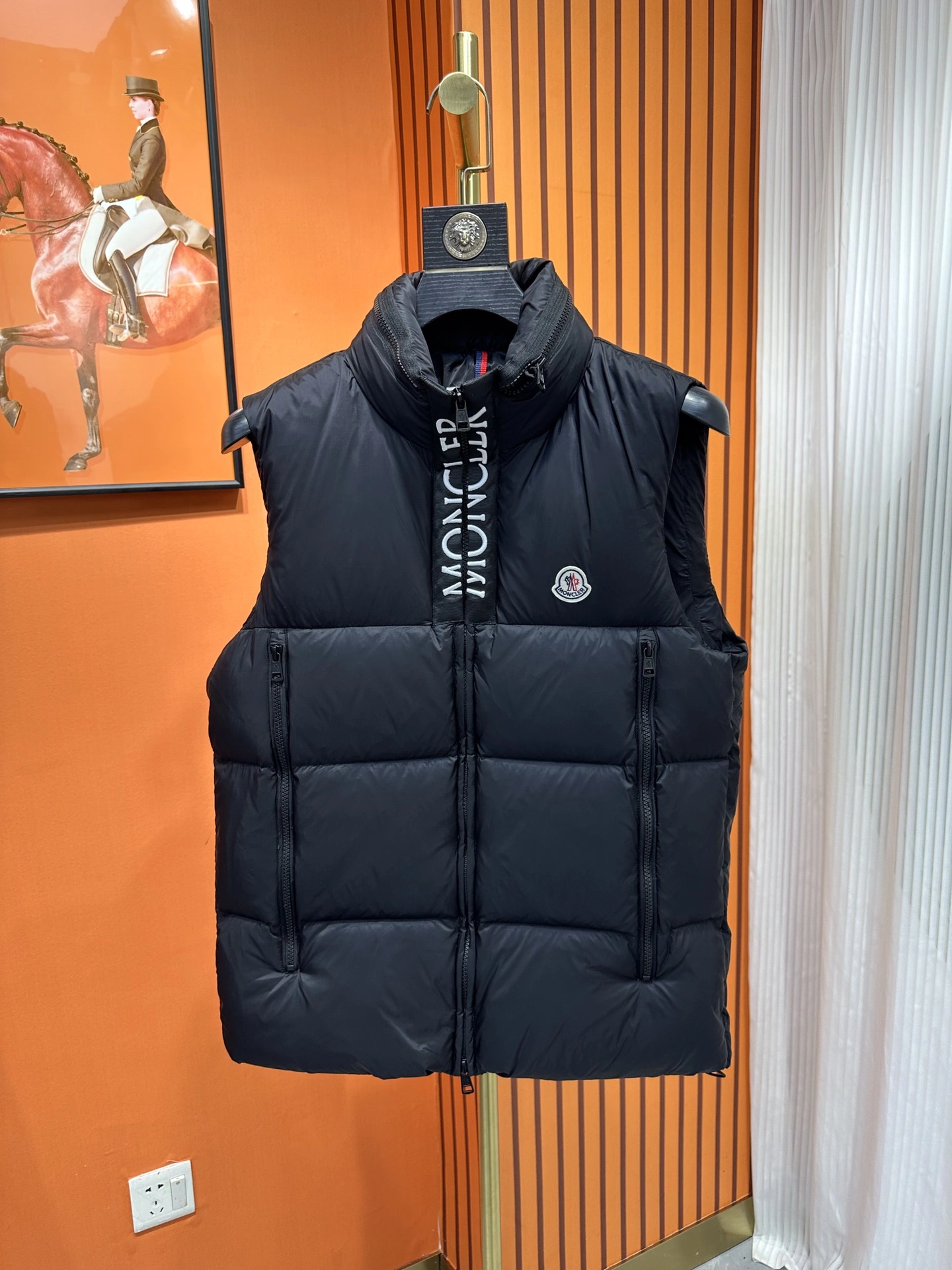 Original Moncler Down Jackets 145390