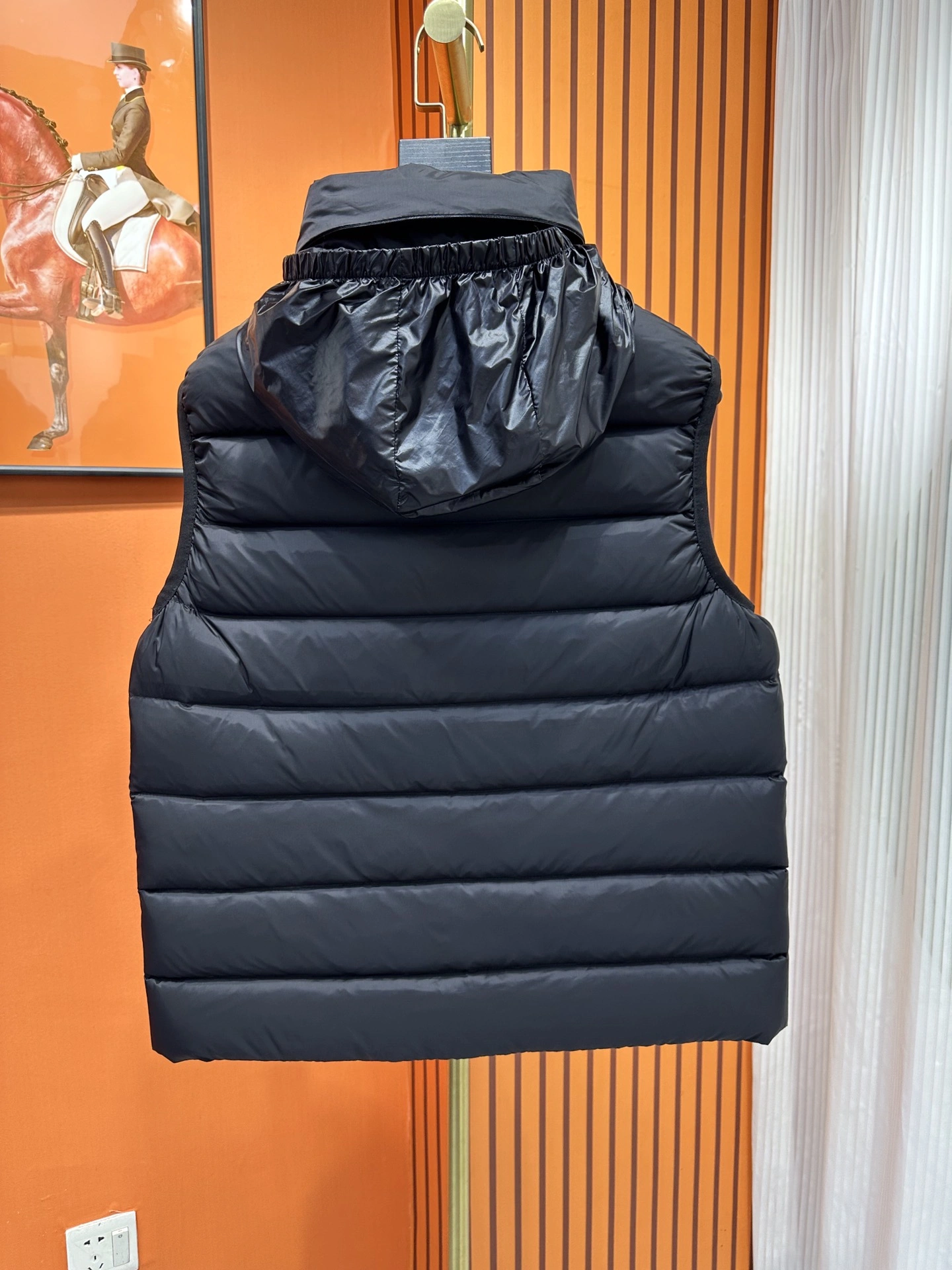 Elegant Moncler Down Jackets 145388