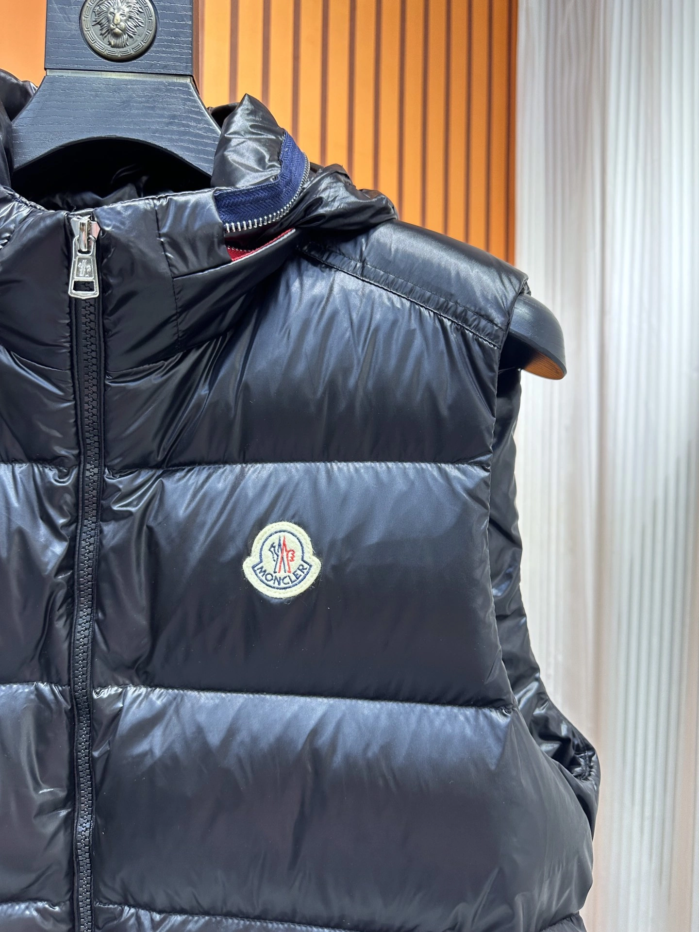 Durable Moncler Down Jackets 145384