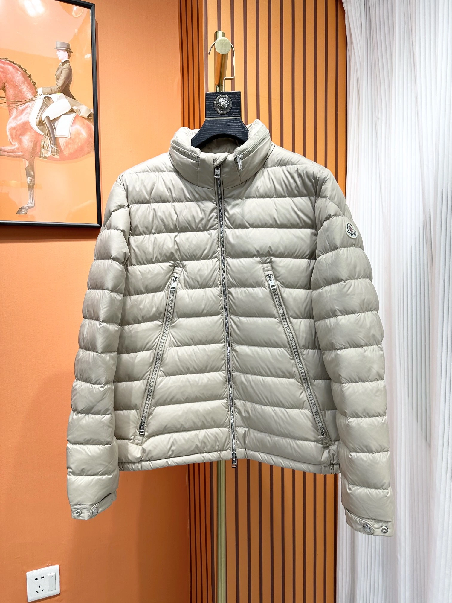 Moncler Down Jackets Comfortable 145383