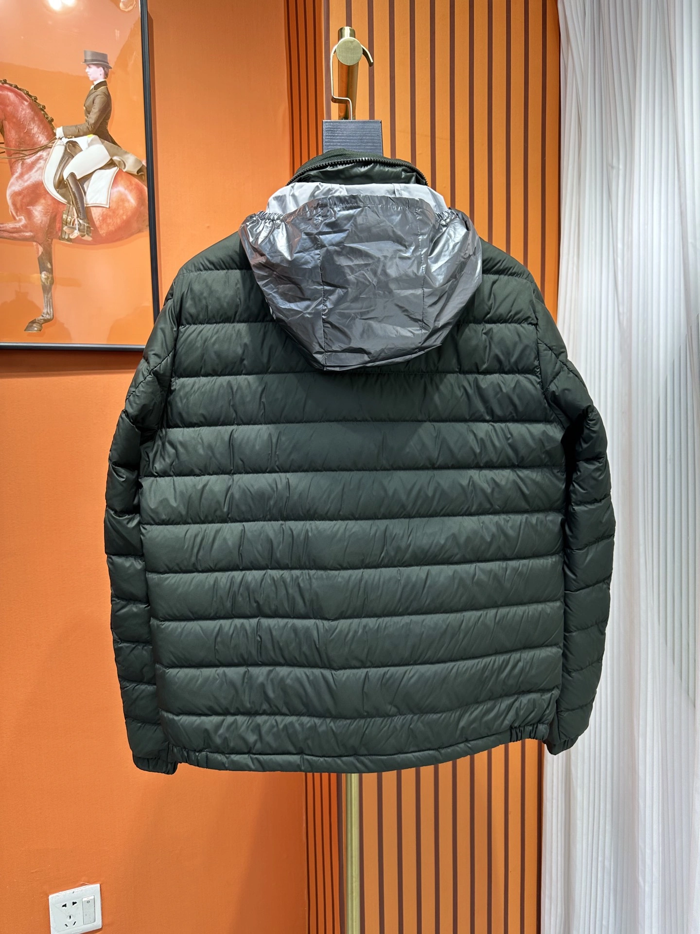 Moncler Down Jackets Compact 145377