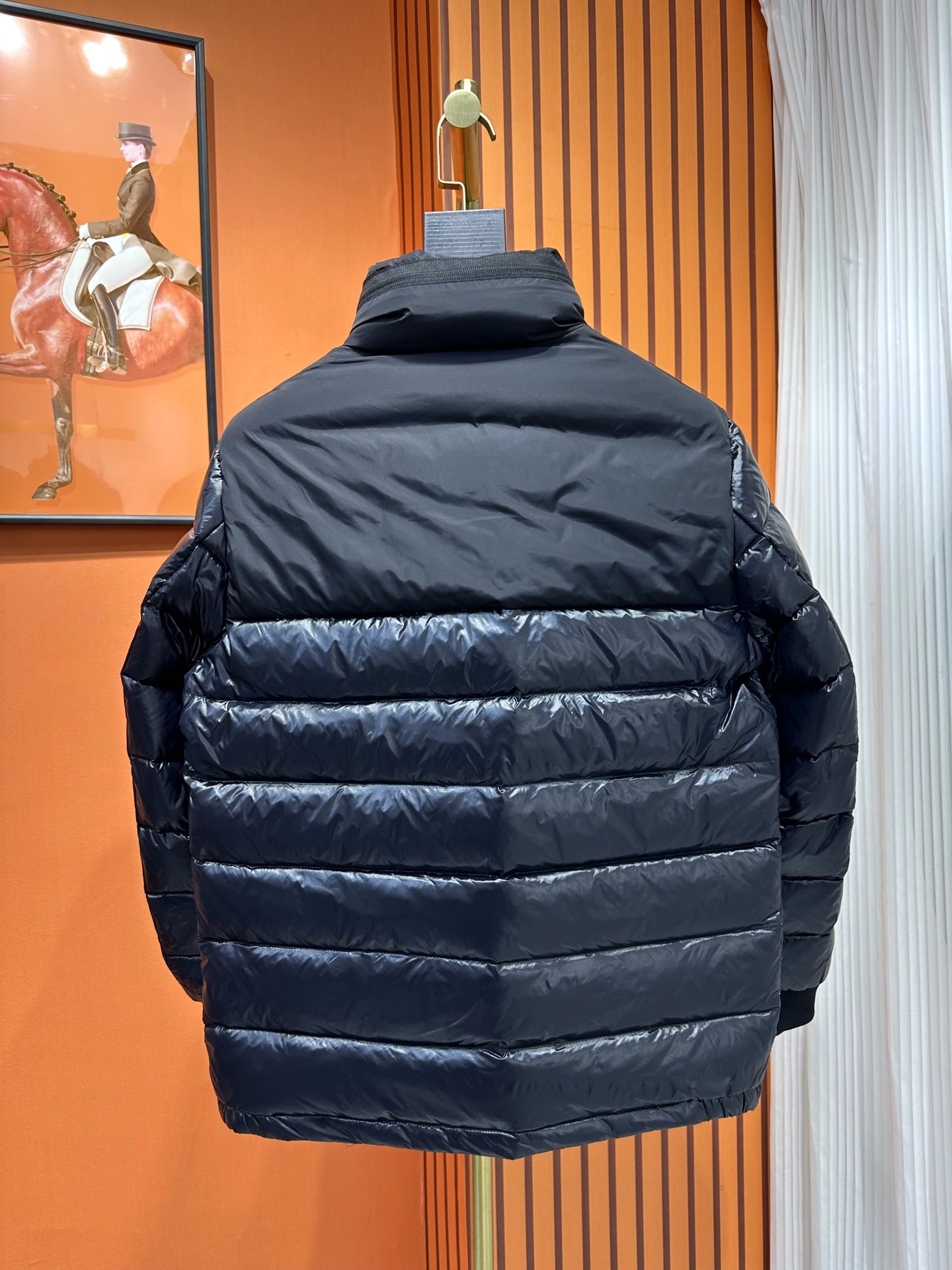 Moncler Down Jackets Refined 145380