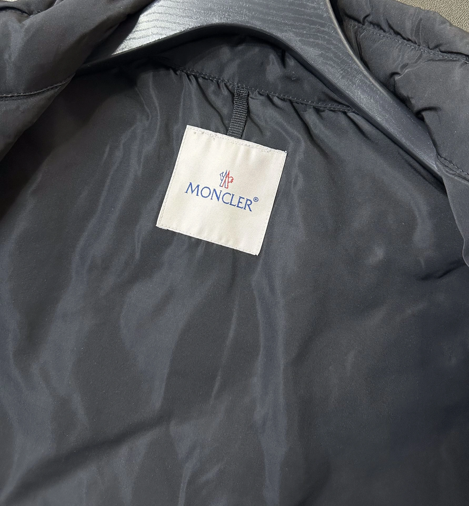 Moncler Down Jackets Flexible 145372
