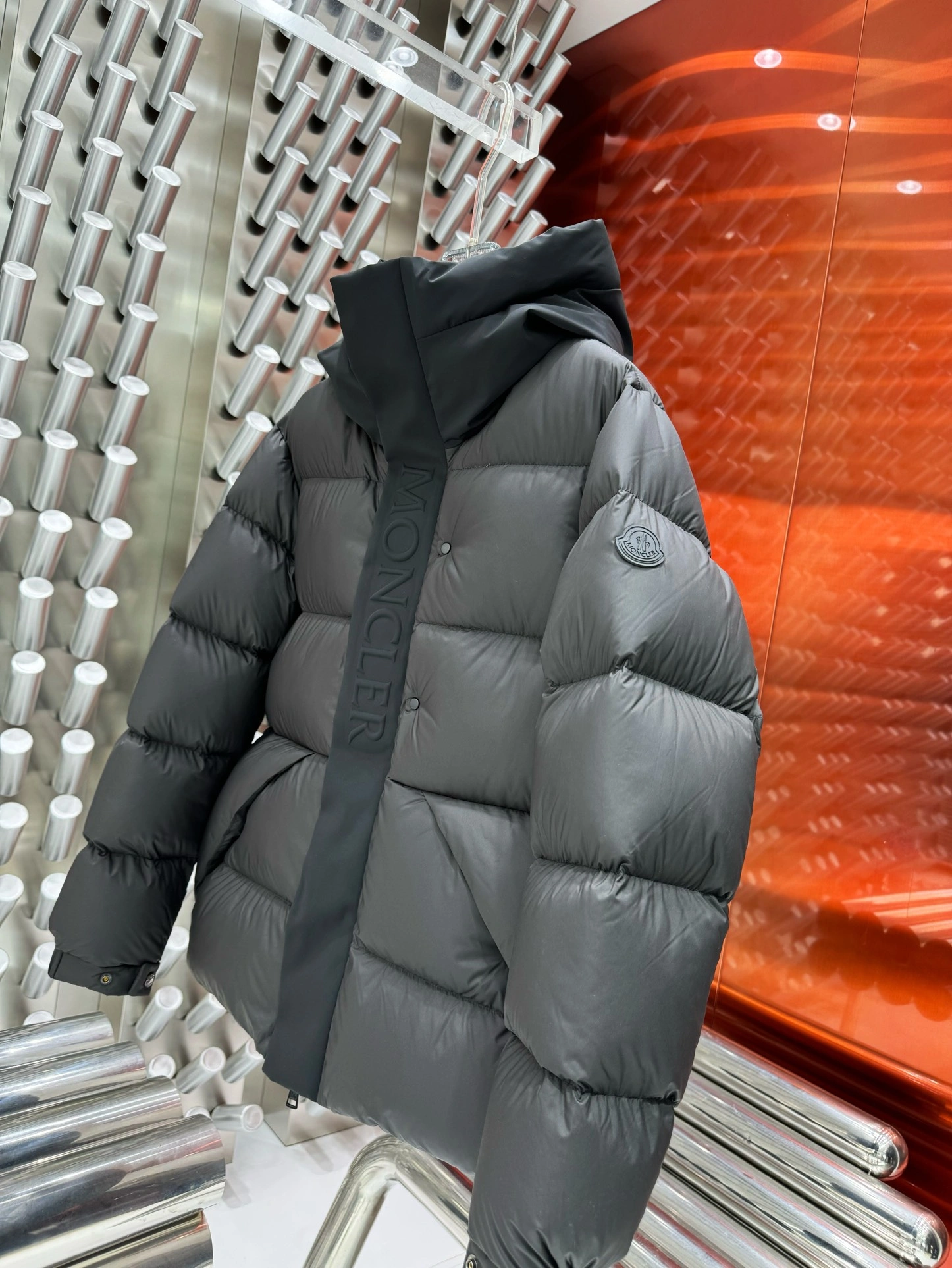 Moncler Down Jackets Cozy 145375