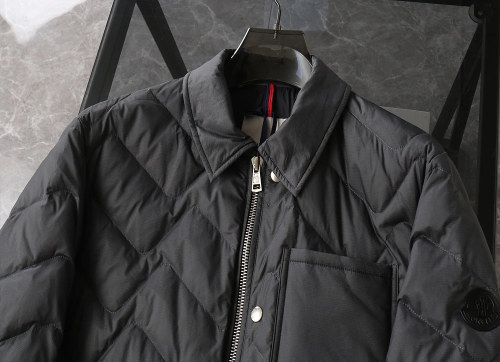 Moncler Down Jackets TimelessDesign 145355