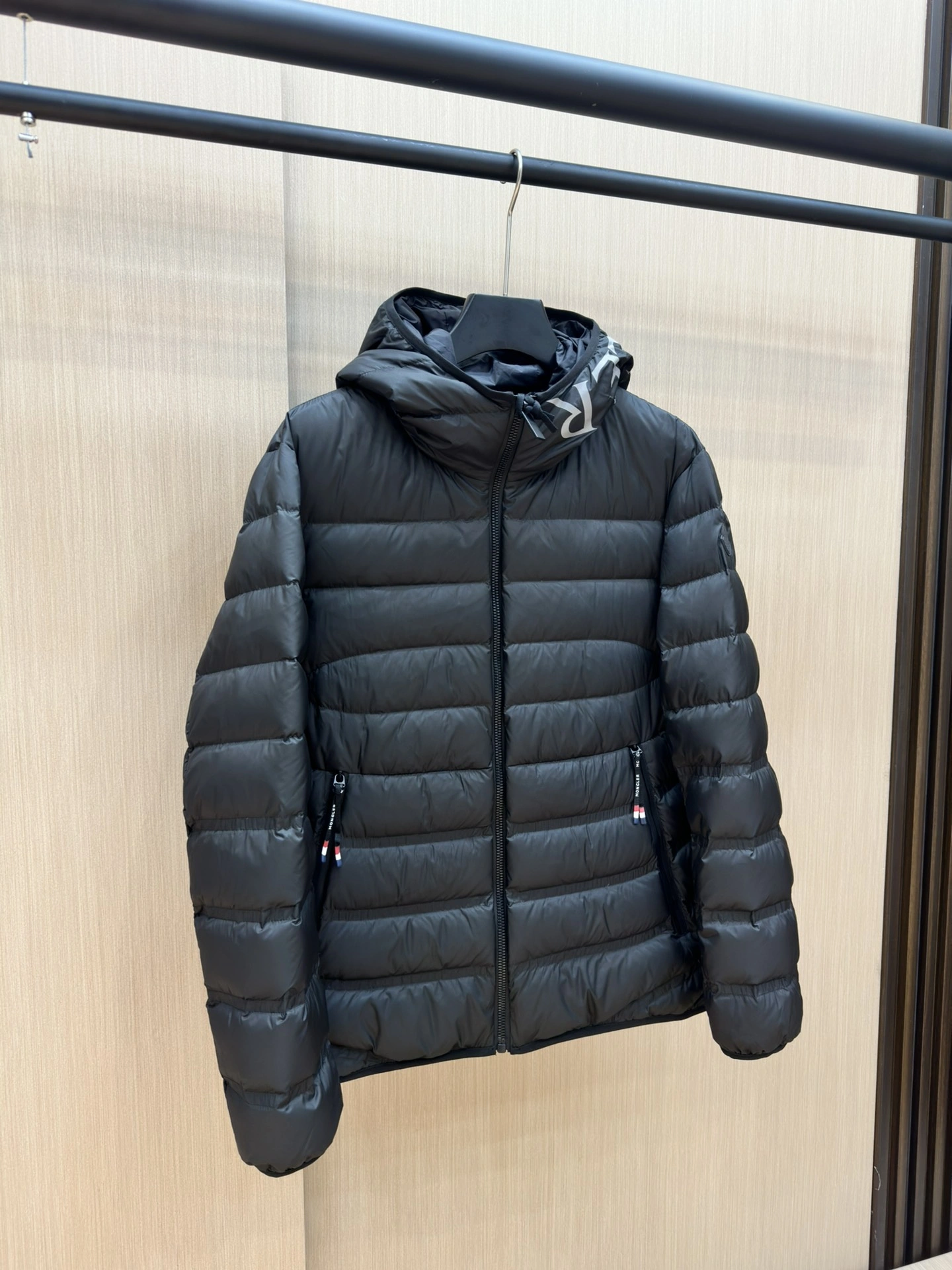 Moncler Down Jackets UrbanStyle 145379