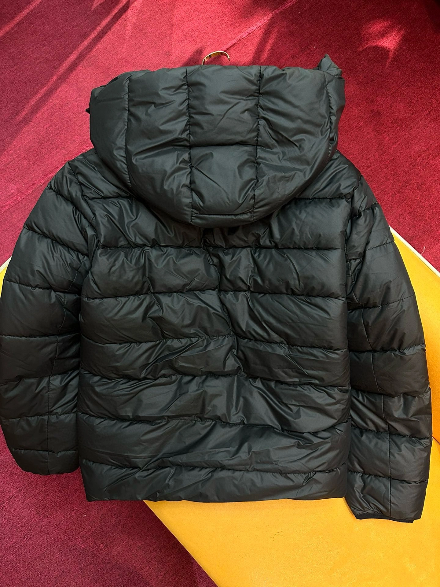 Sophisticated Moncler Down Jackets 145364