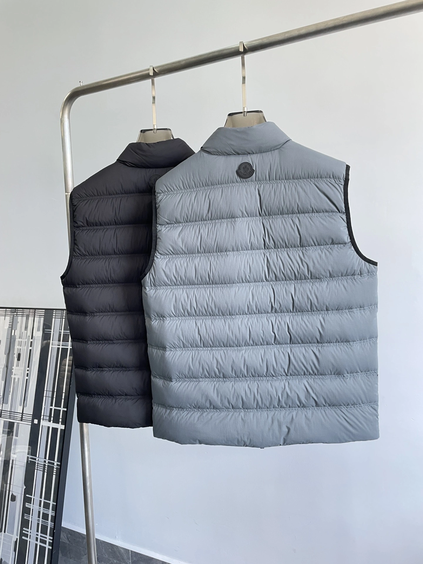 Moncler Down Jackets Minimalist 145359