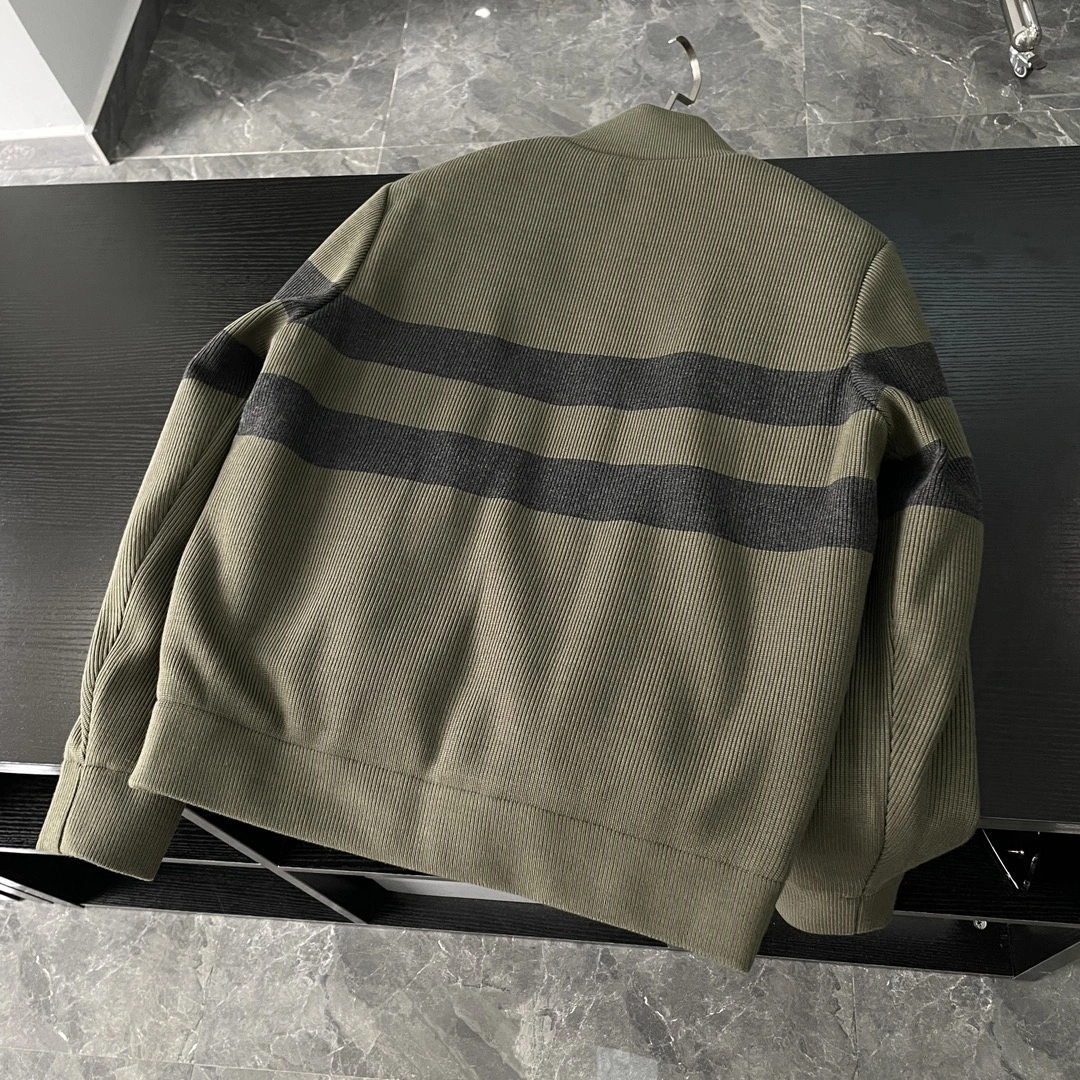 TechFriendly Moncler Down Jackets 145368