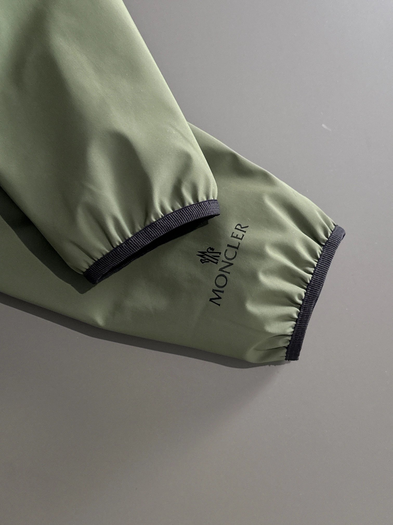 Fashionable Moncler Down Jackets 145352