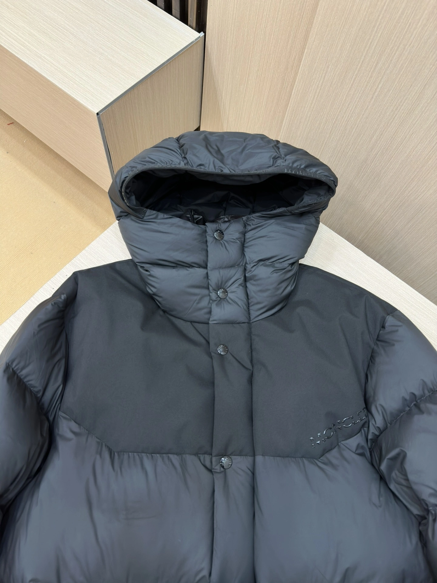 Lightweight Moncler Down Jackets 145350
