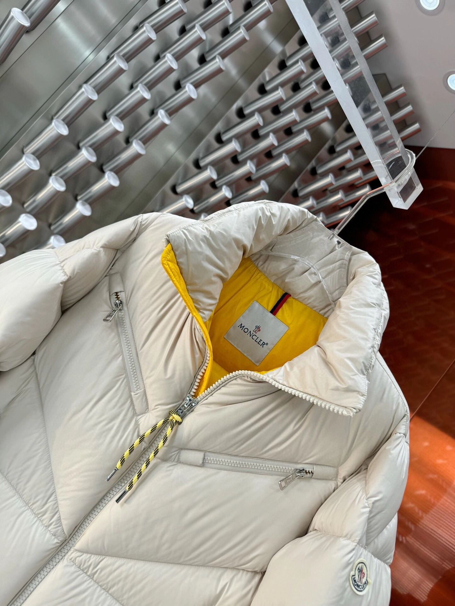Moncler Down Jackets Durable 145374
