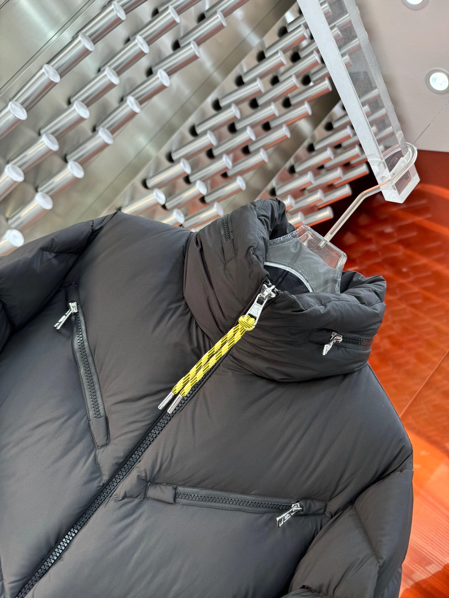 Durable Moncler Down Jackets 145365