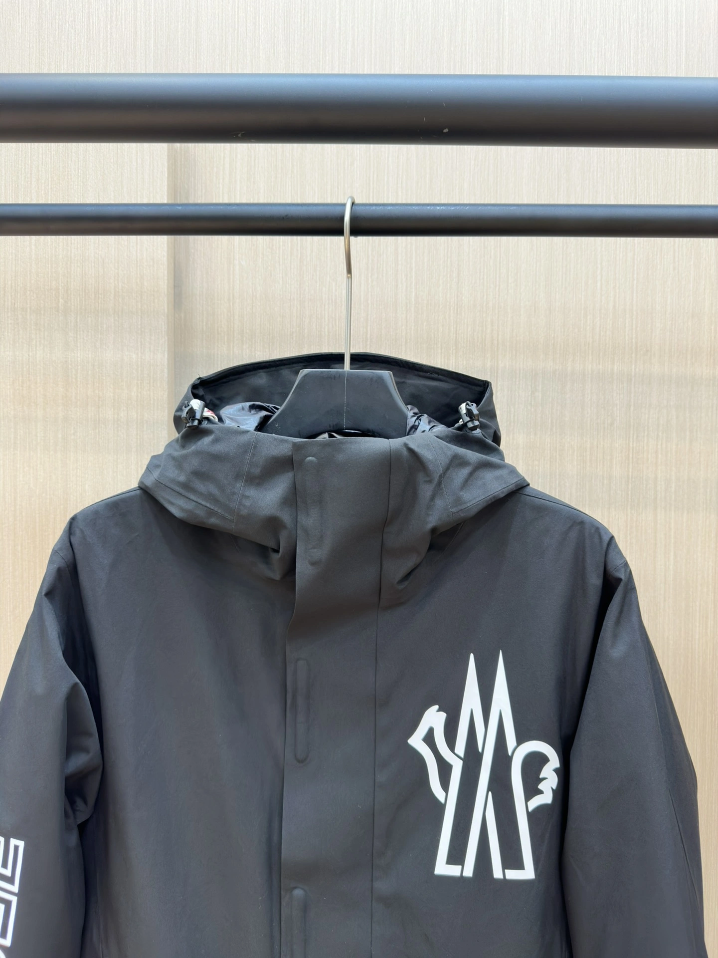Sustainable Moncler Down Jackets 145348