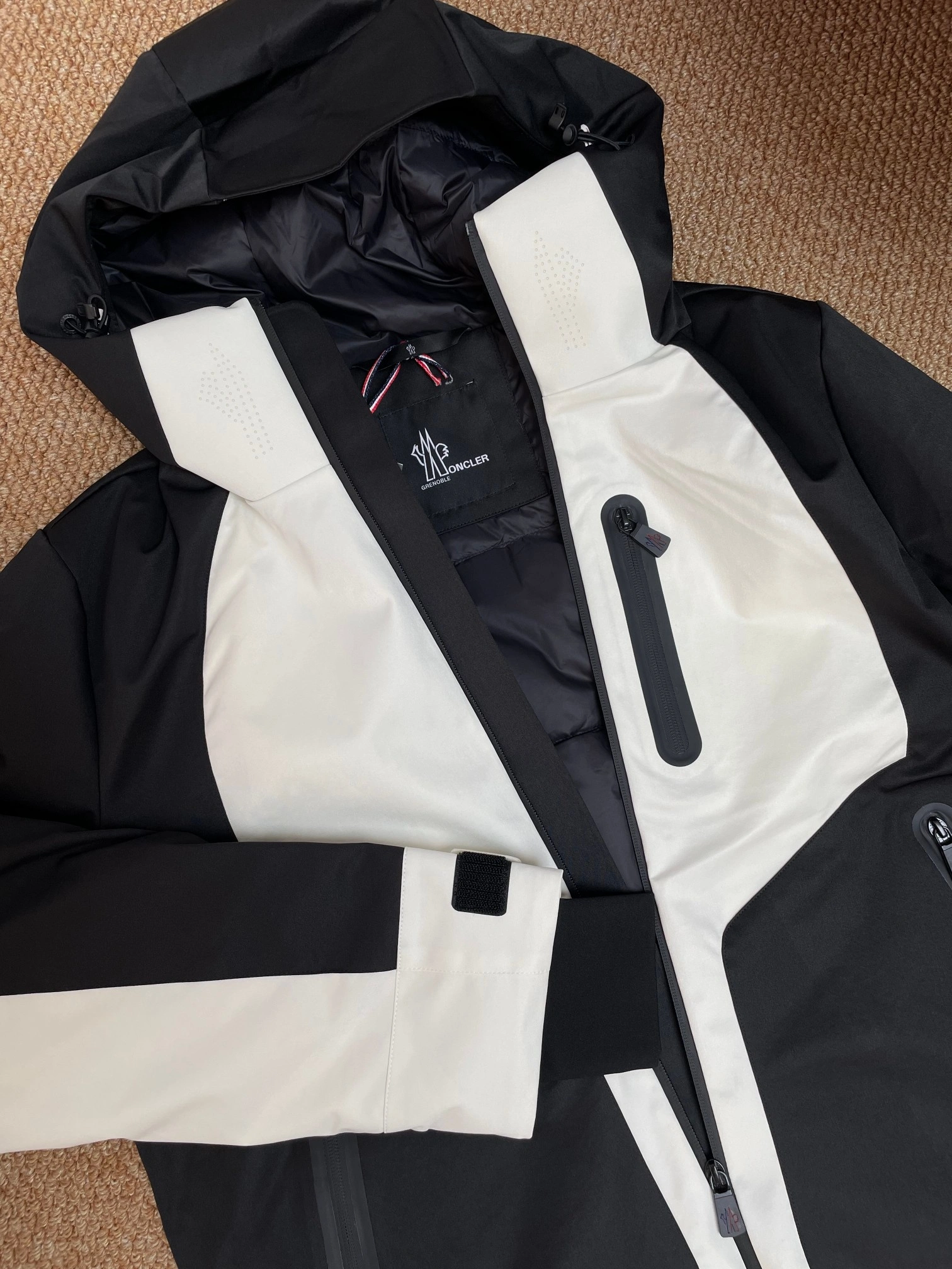 Moncler Down Jackets Thermal 145347
