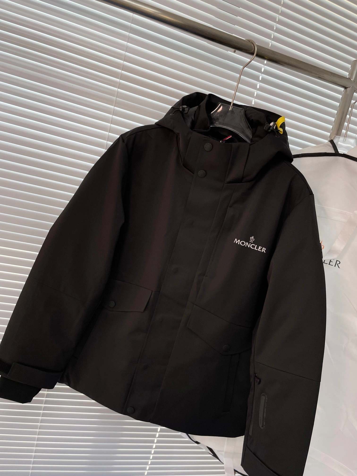 Sophisticated Moncler Down Jackets 145344