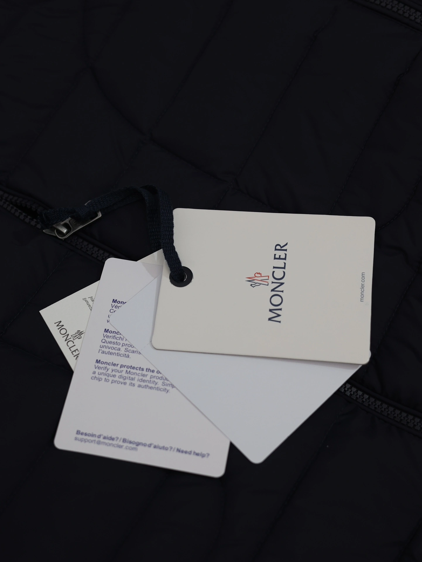 Moncler Down Jackets OnTrend 145341