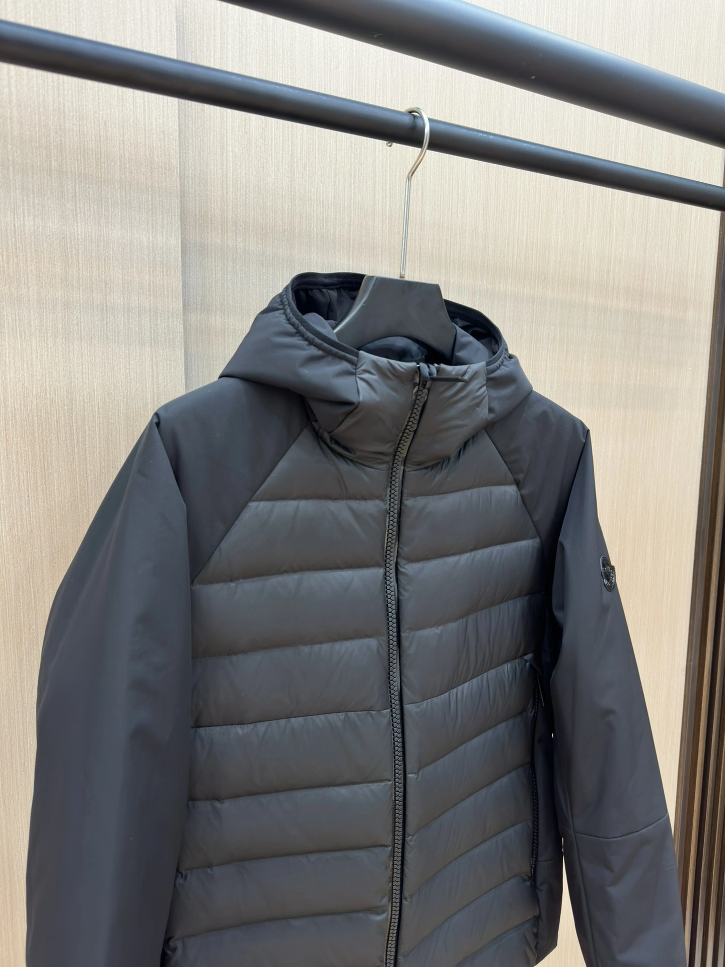 Moncler Down Jackets Durable 145340