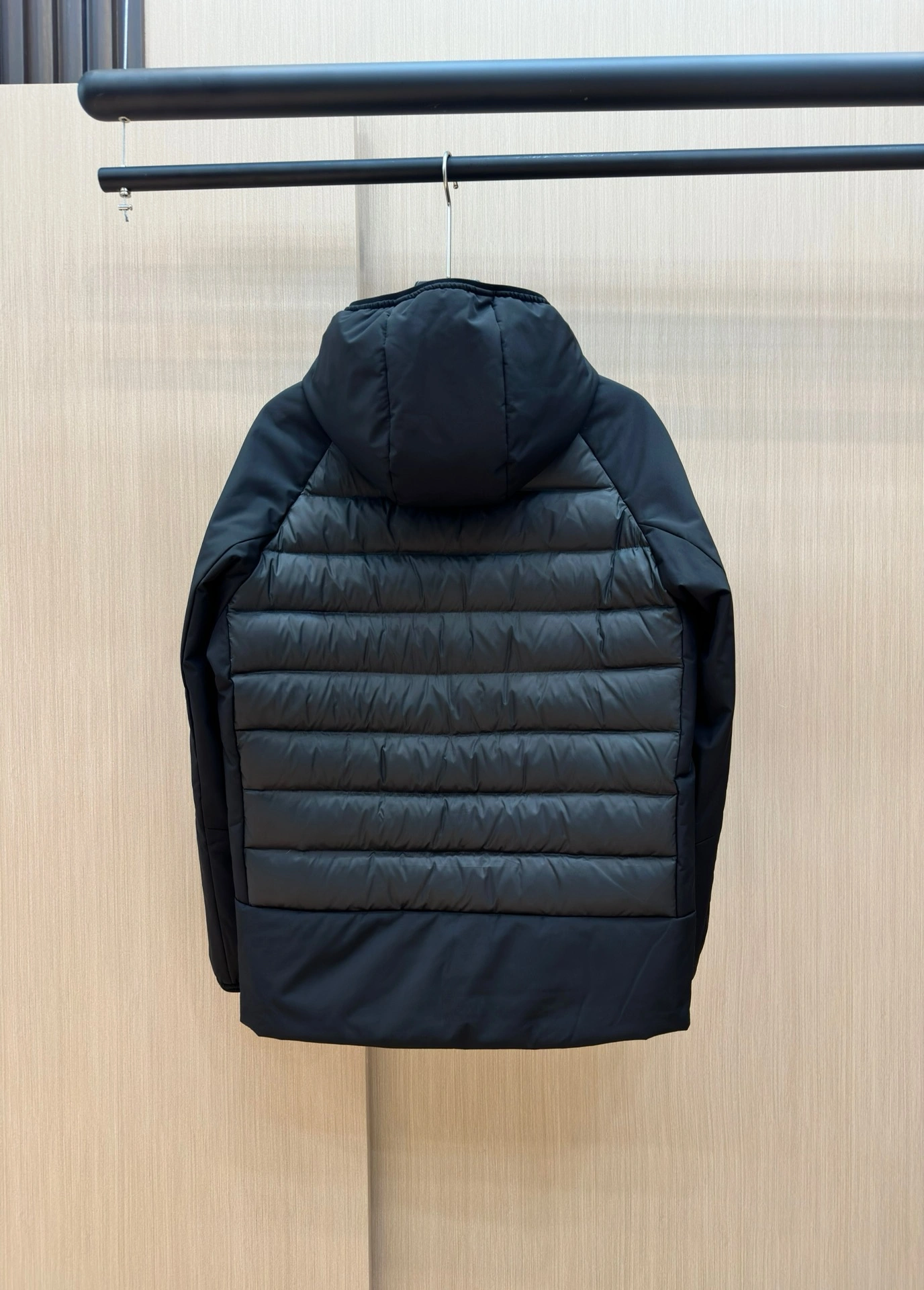 Moncler Down Jackets Durable 145340