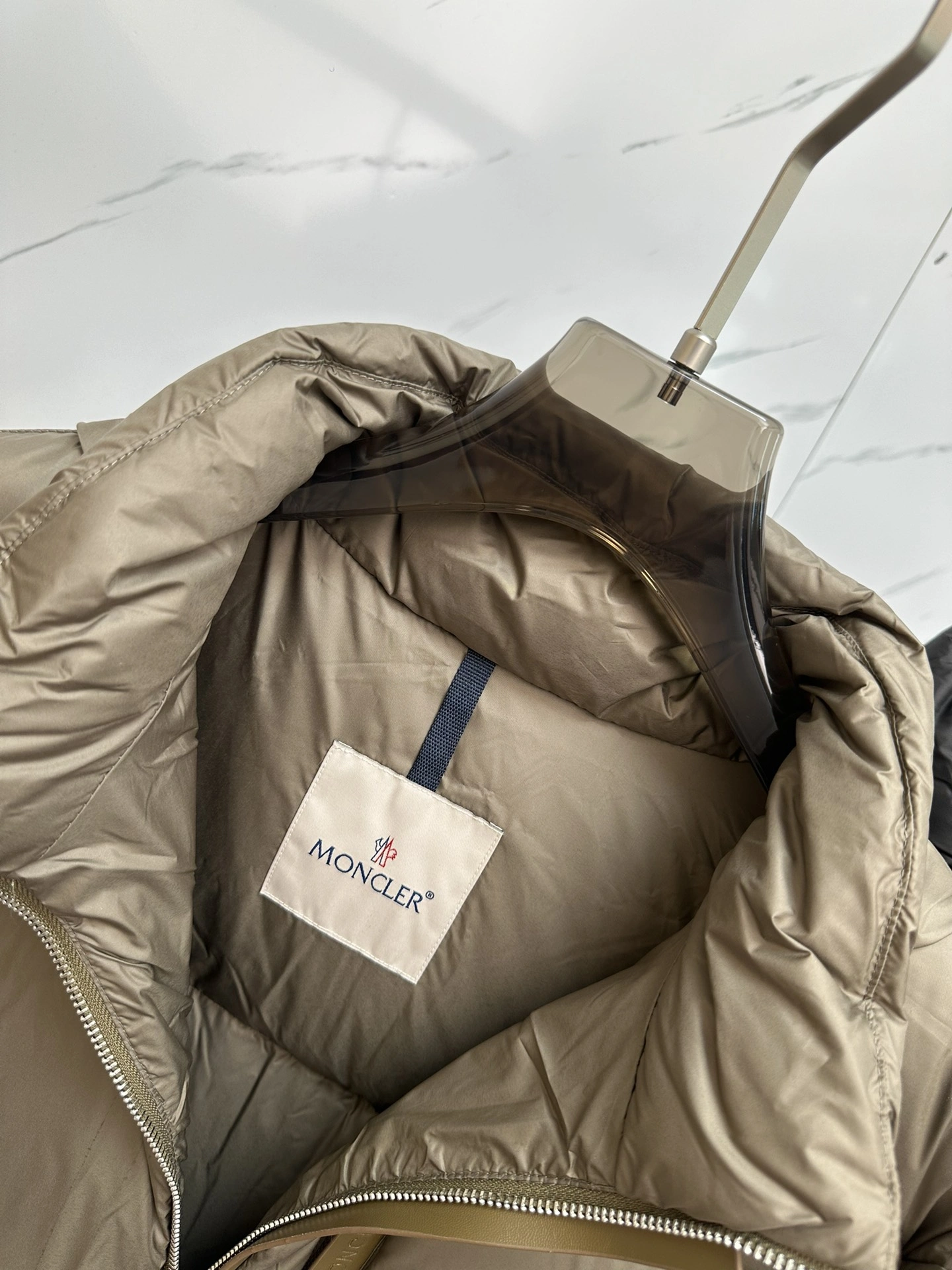 SunProtective Moncler Down Jackets 145326
