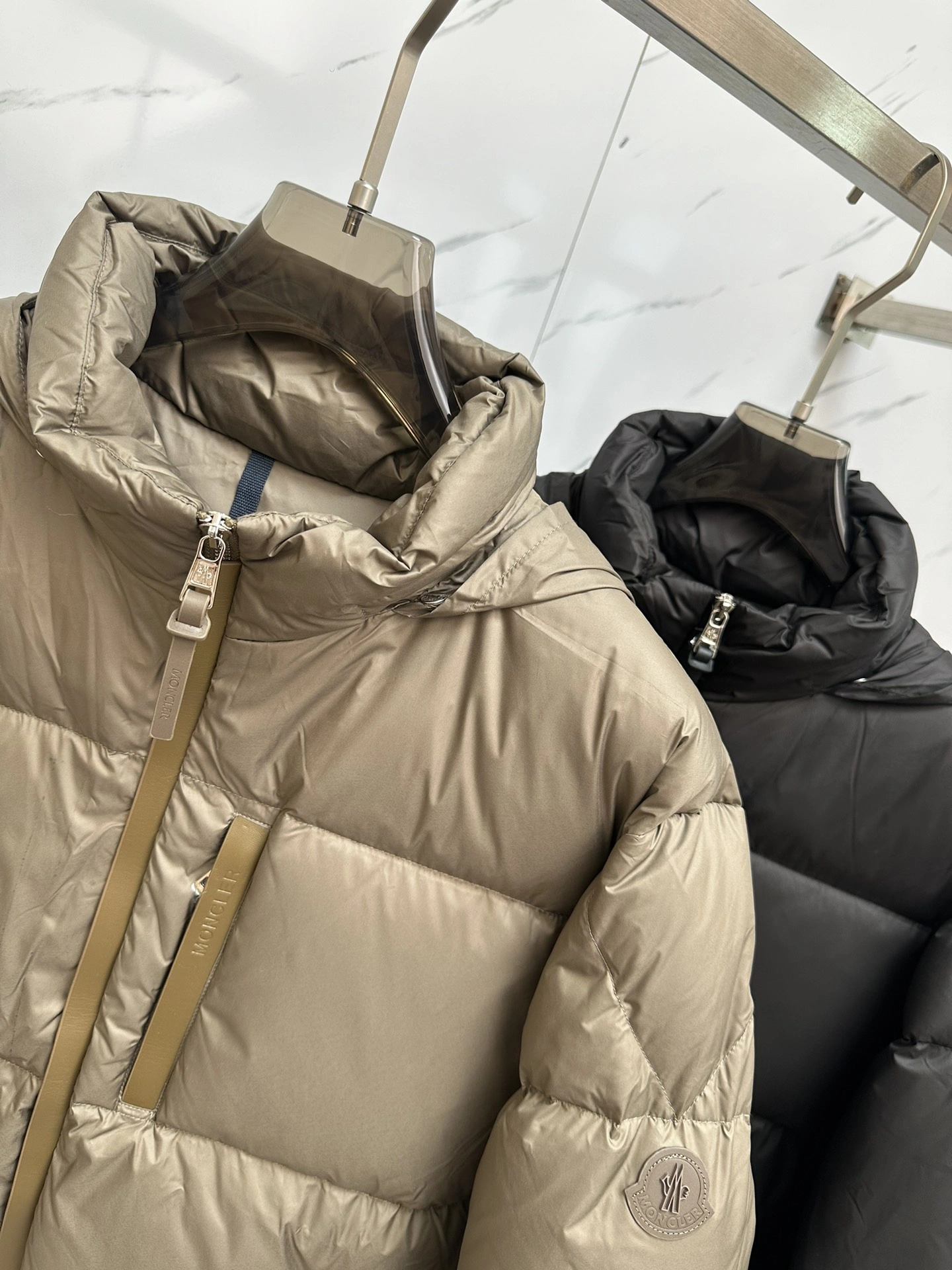 SunProtective Moncler Down Jackets 145326