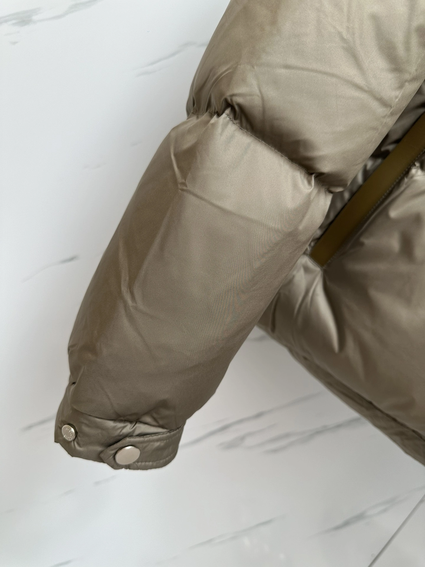 SunProtective Moncler Down Jackets 145326