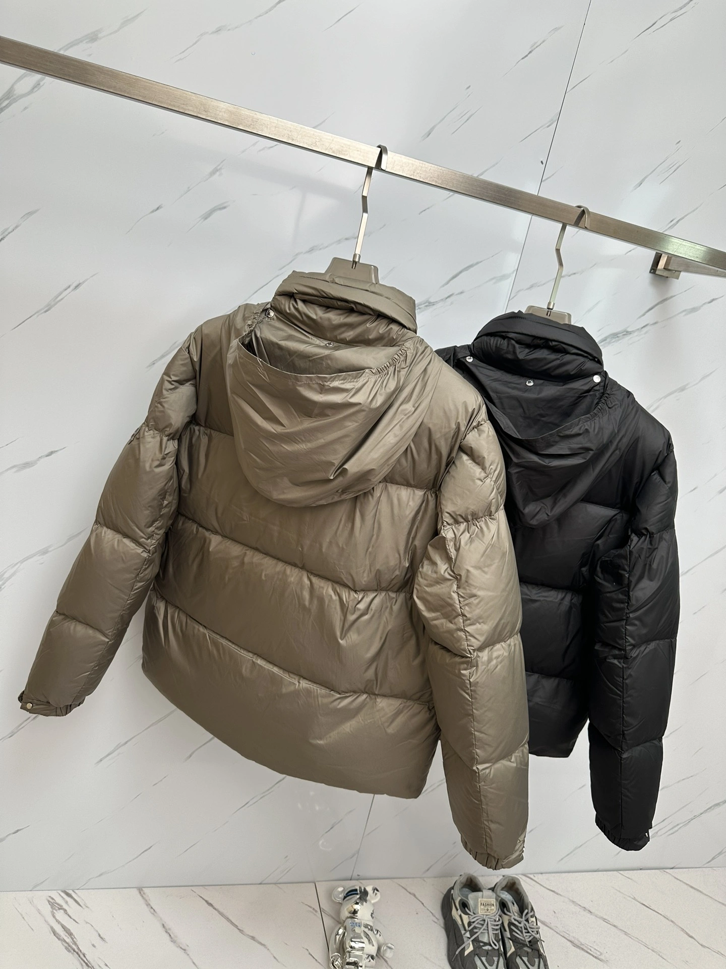 SunProtective Moncler Down Jackets 145326