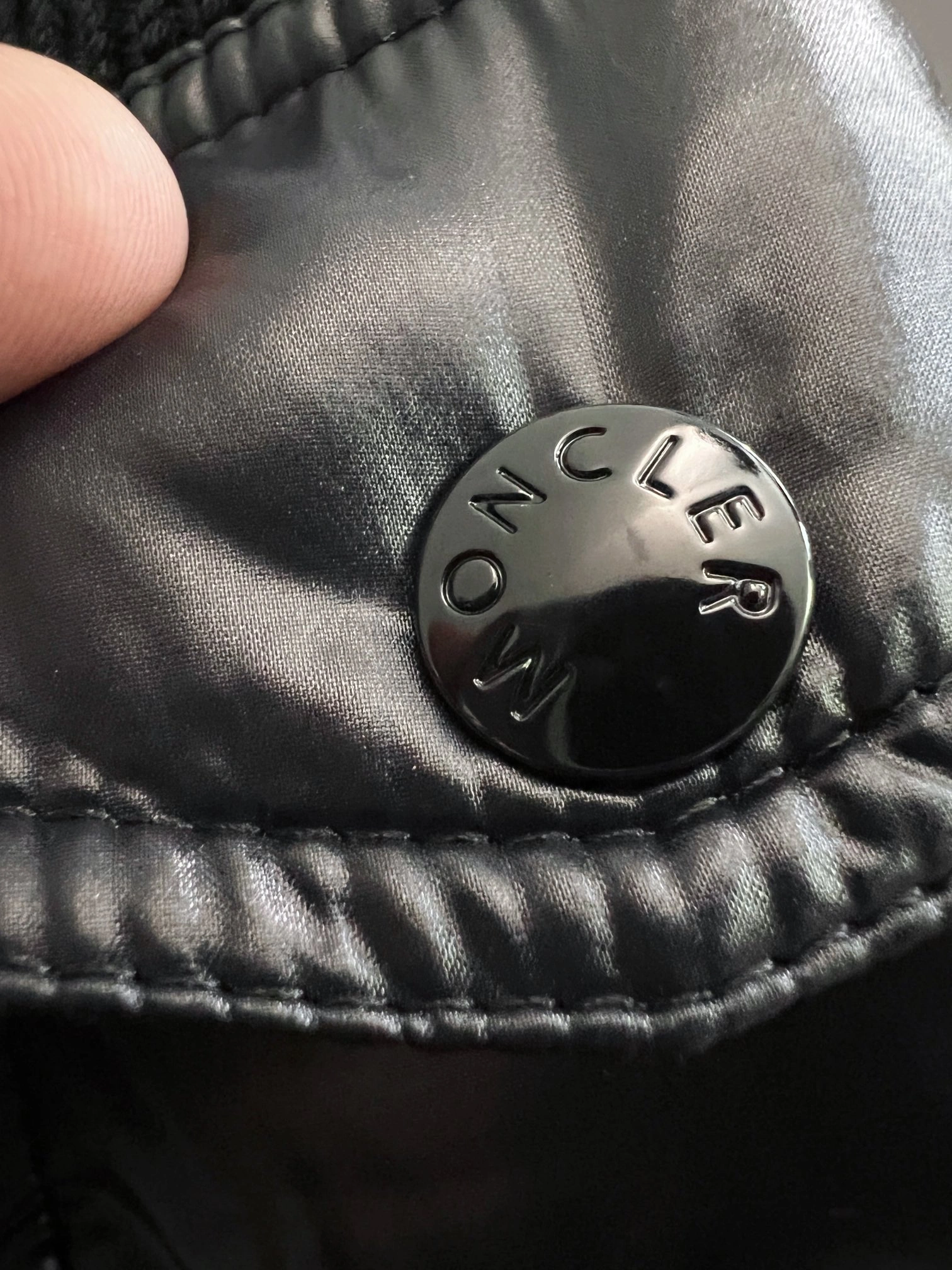 Casual Moncler Down Jackets 145334