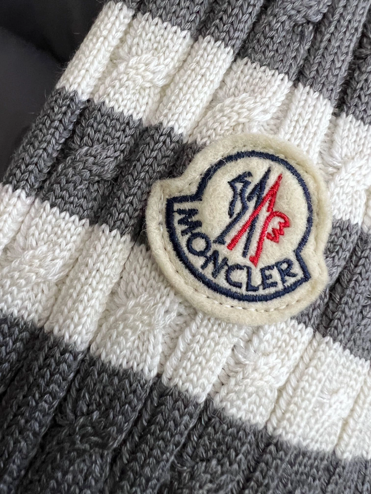 Moncler Down Jackets Bright 145316