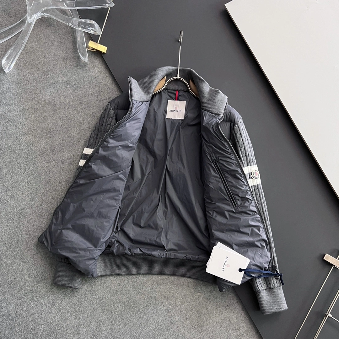 Moncler Down Jackets Bright 145316