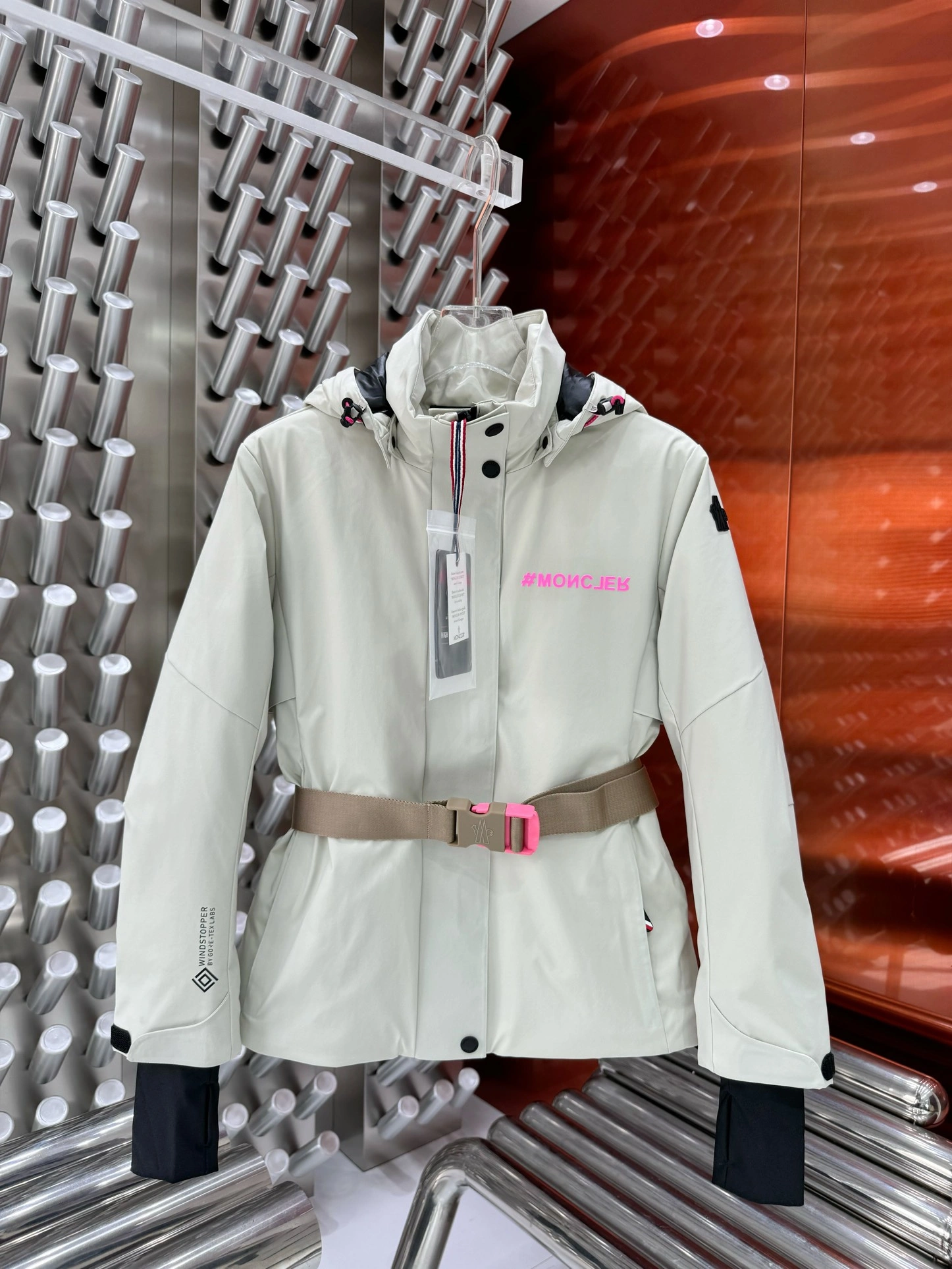 TimelessDesign Moncler Down Jackets 145321