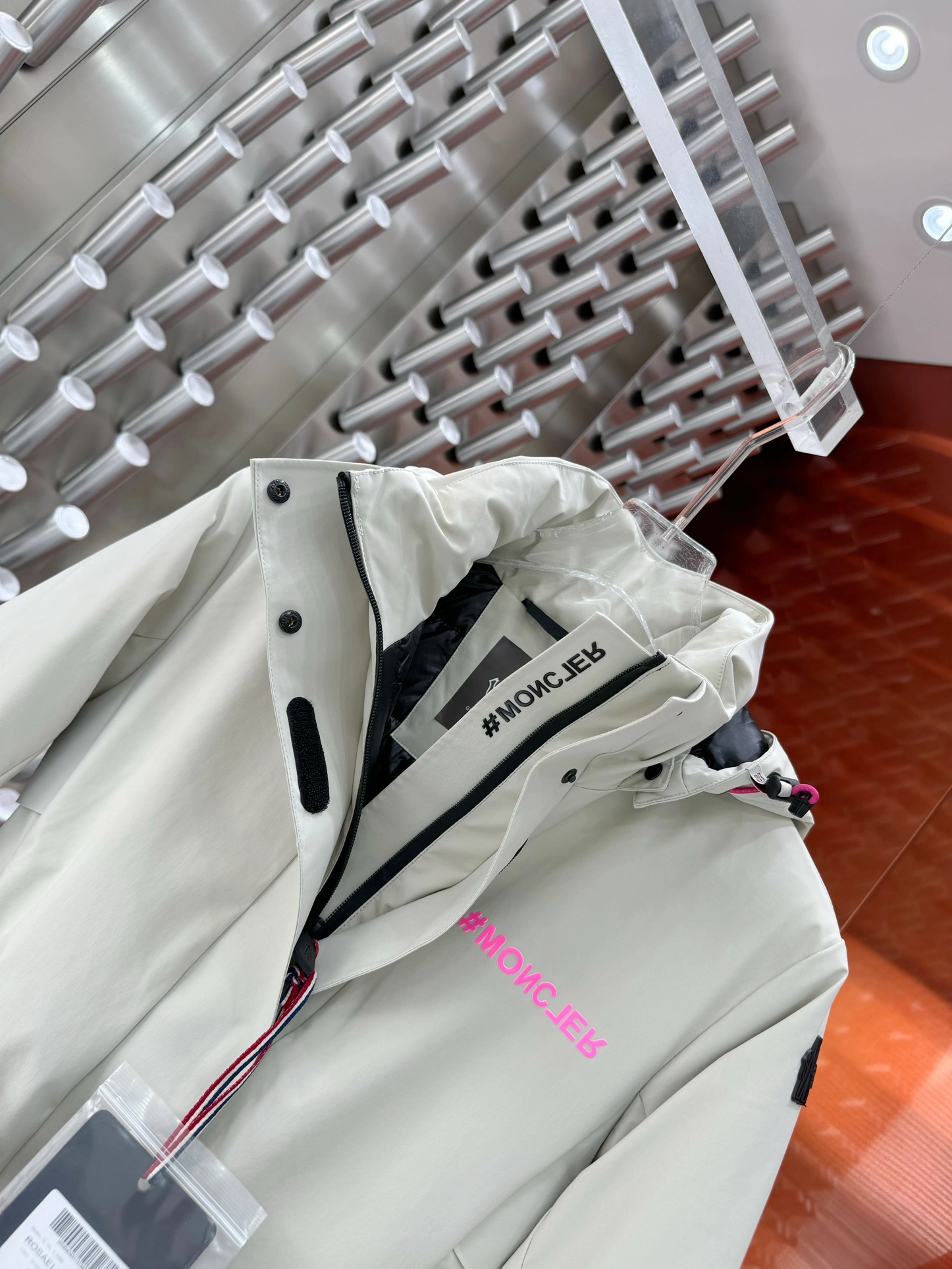 TimelessDesign Moncler Down Jackets 145321
