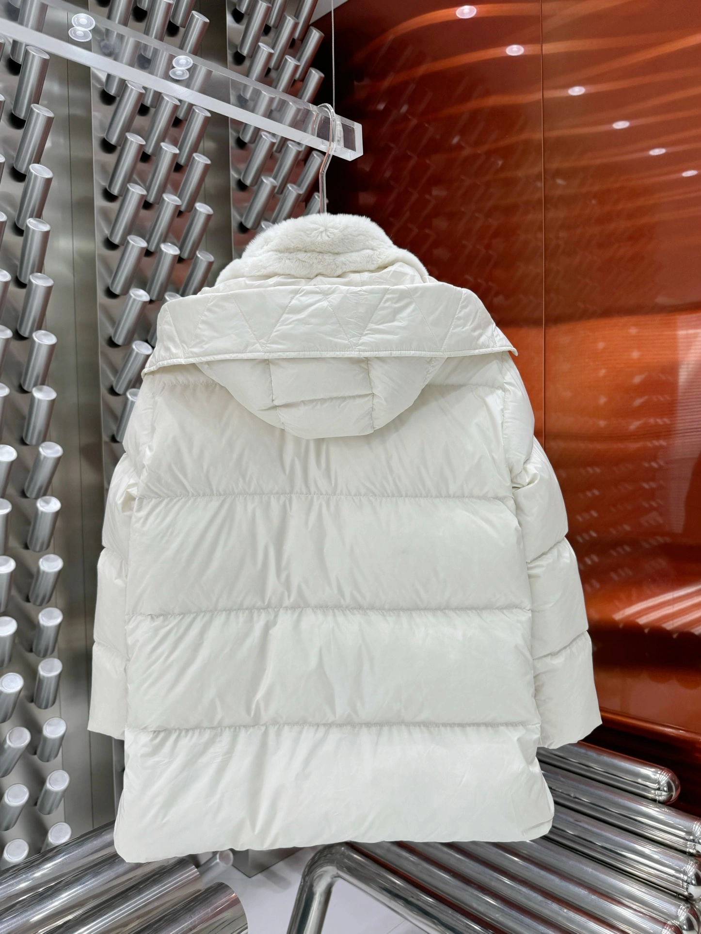 Moncler Down Jackets Breathable 145318