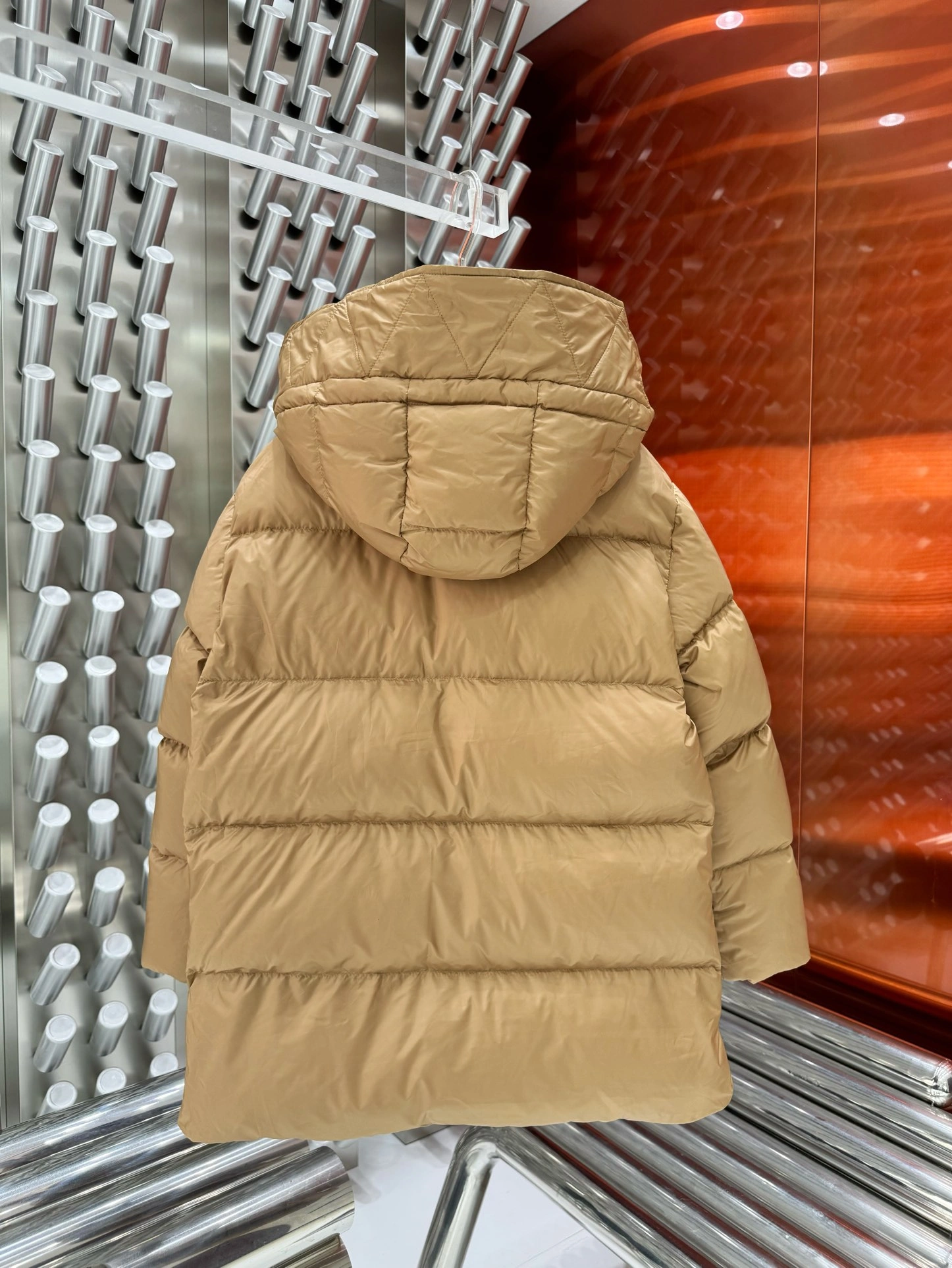 Tailored Moncler Down Jackets 145330