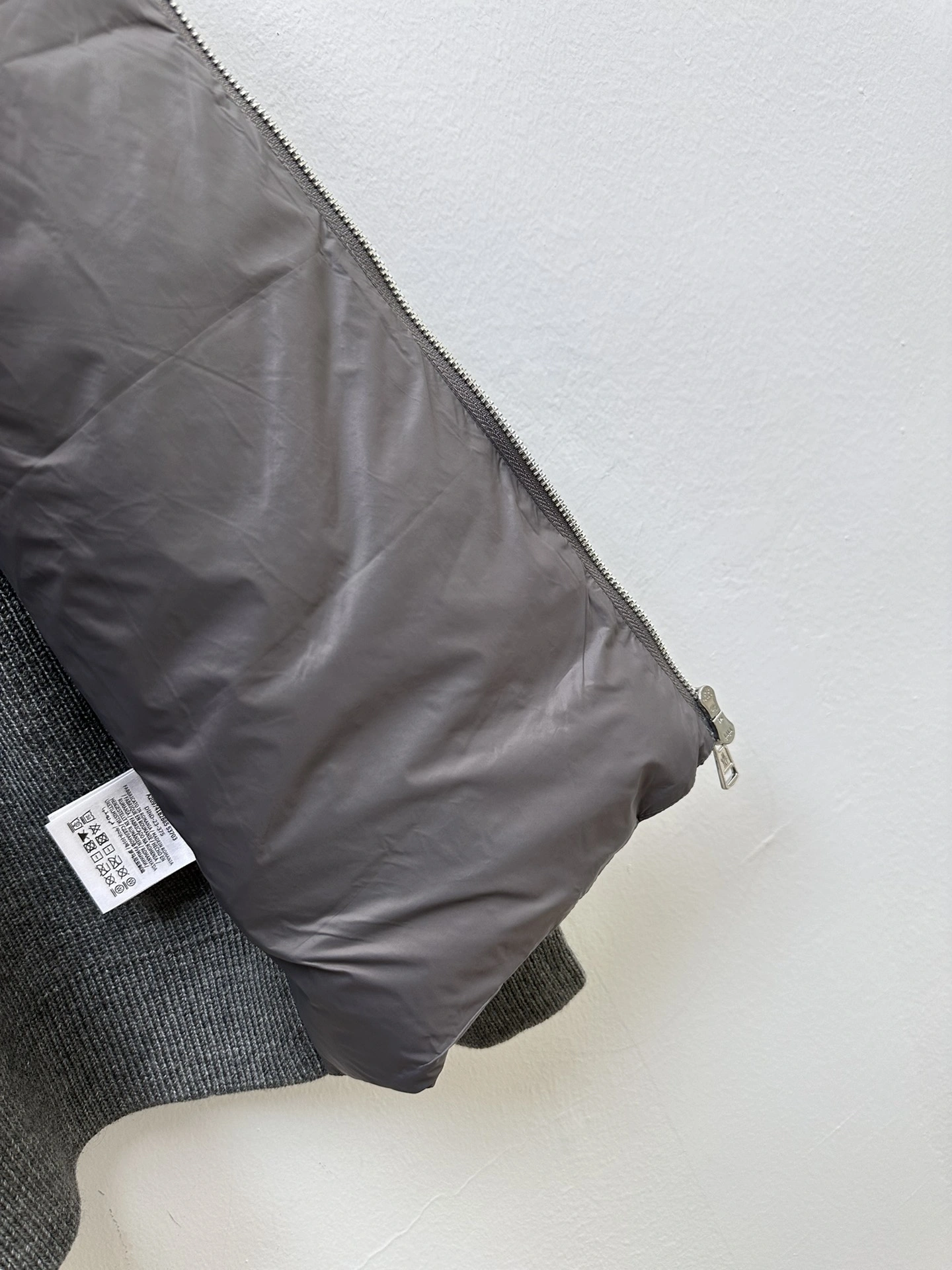SportInspired Moncler Down Jackets 145323