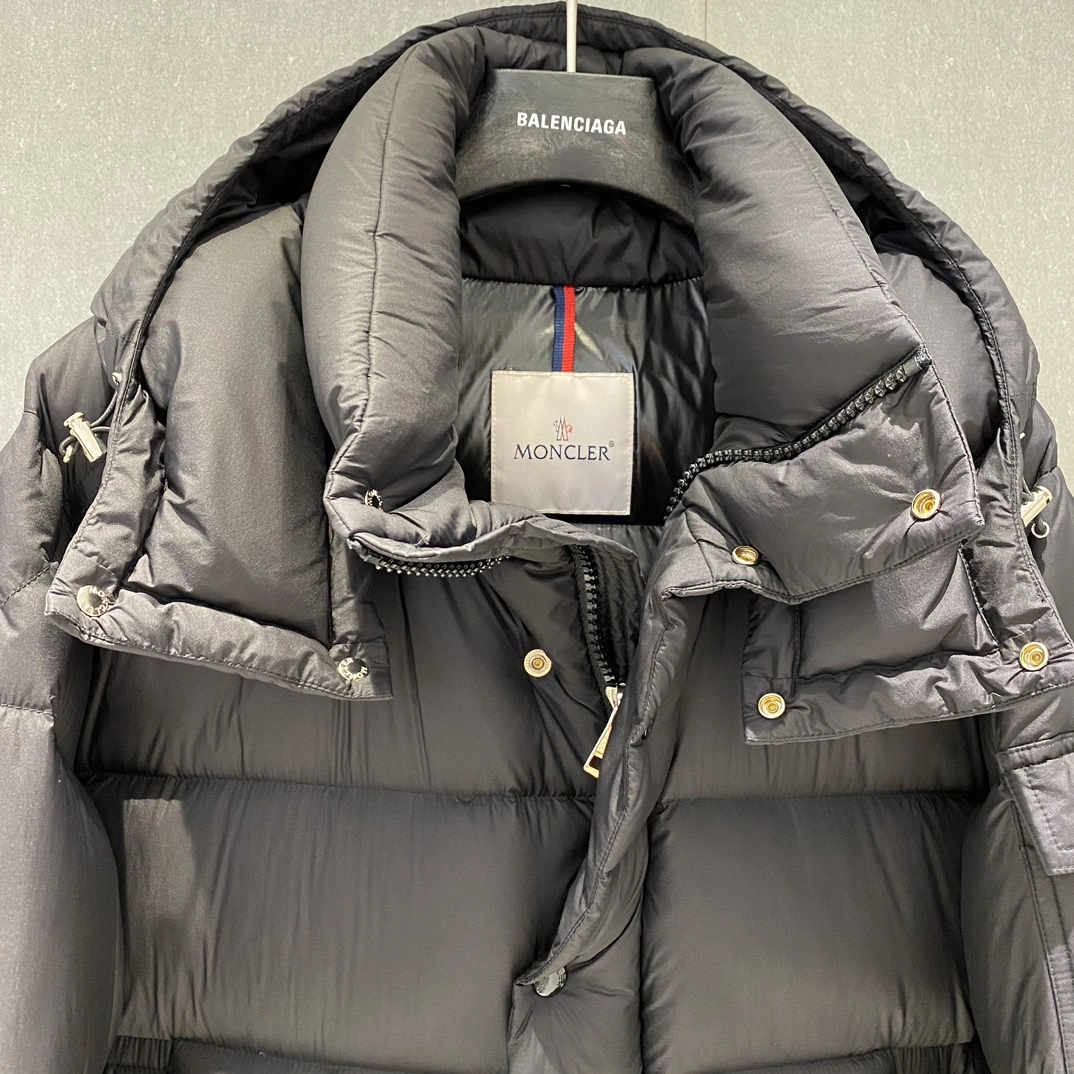 Moncler Down Jackets Thermal 145320