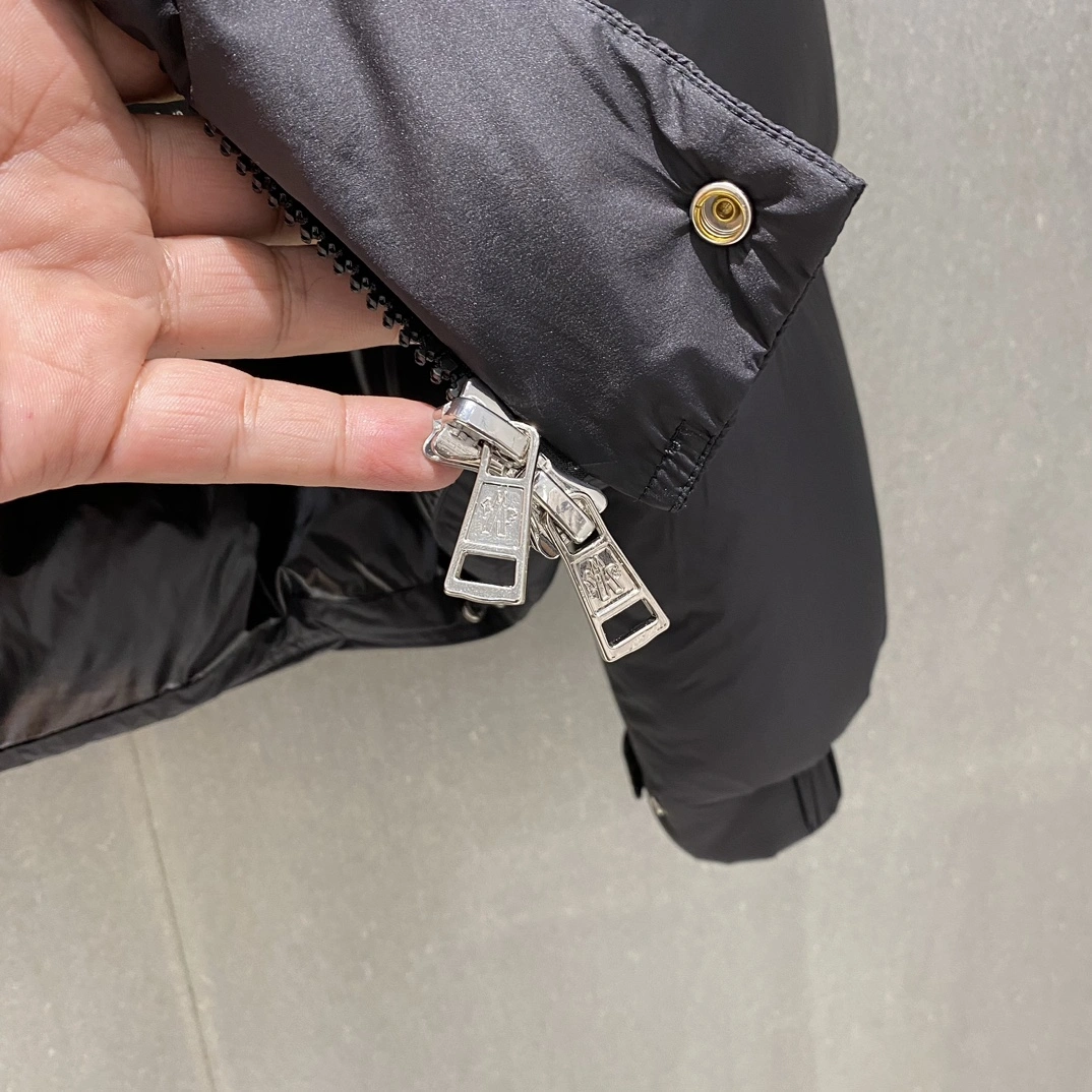 Moncler Down Jackets Thermal 145320