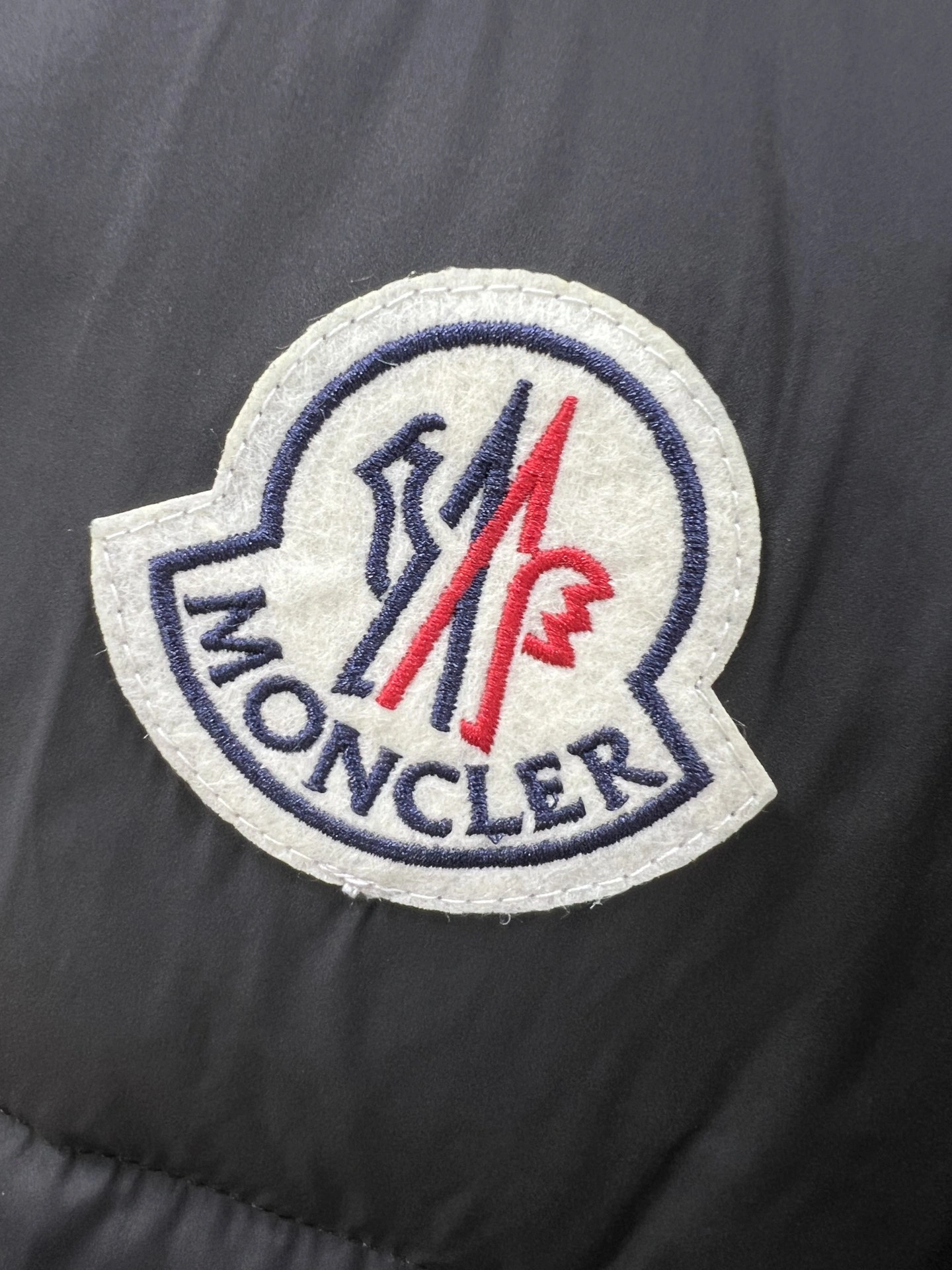 FashionForward Moncler Down Jackets 145338