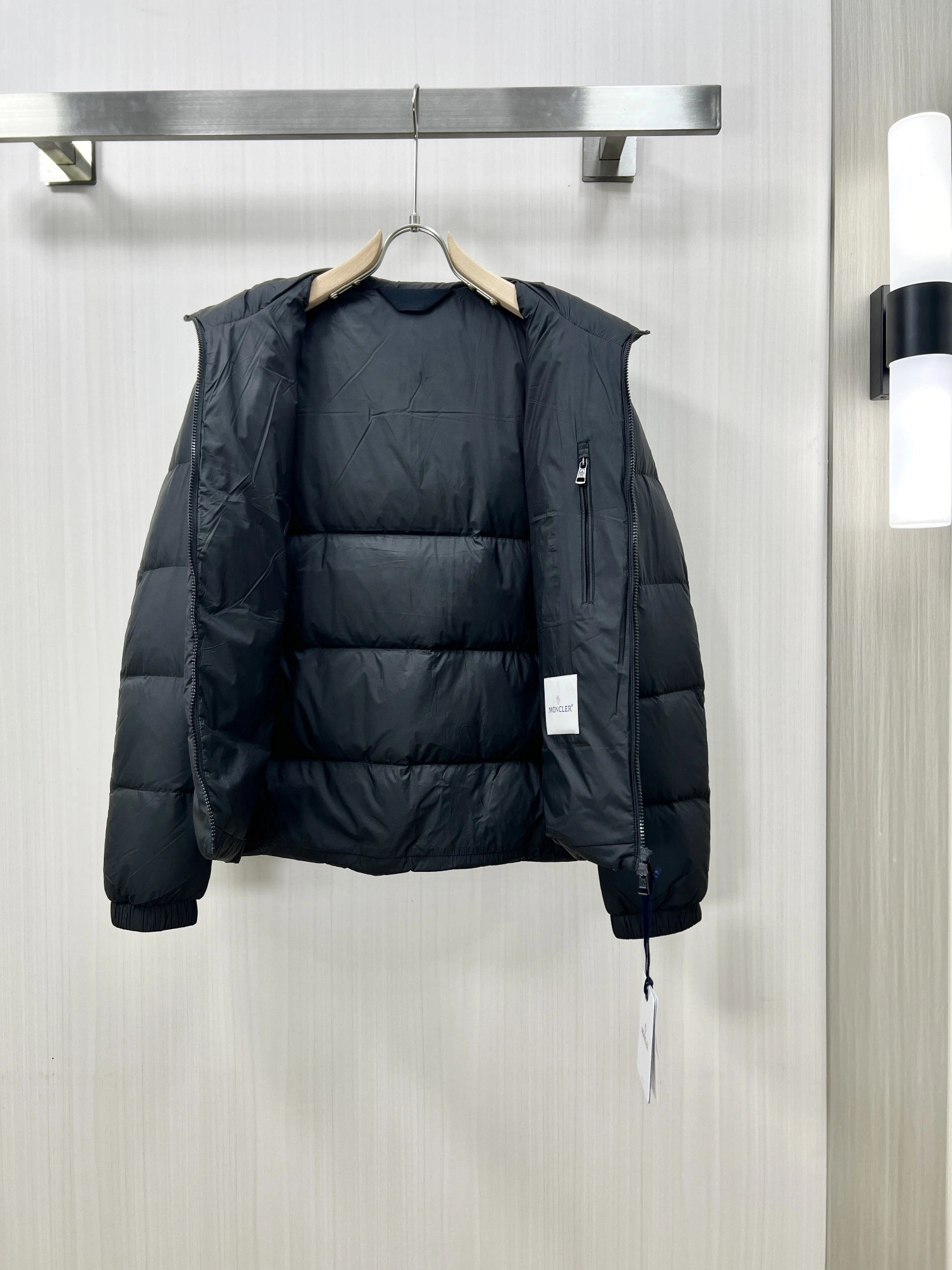 FashionForward Moncler Down Jackets 145338
