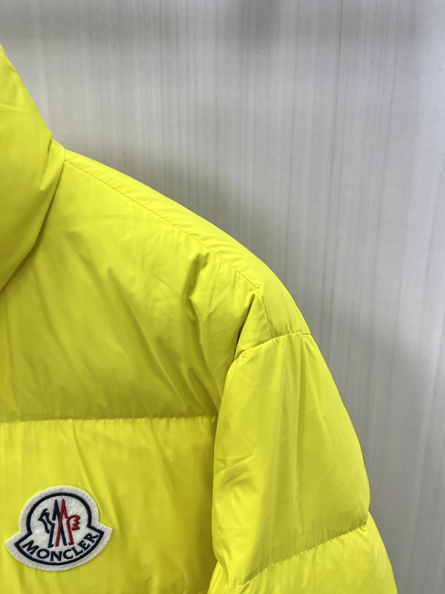 FashionForward Moncler Down Jackets 145312