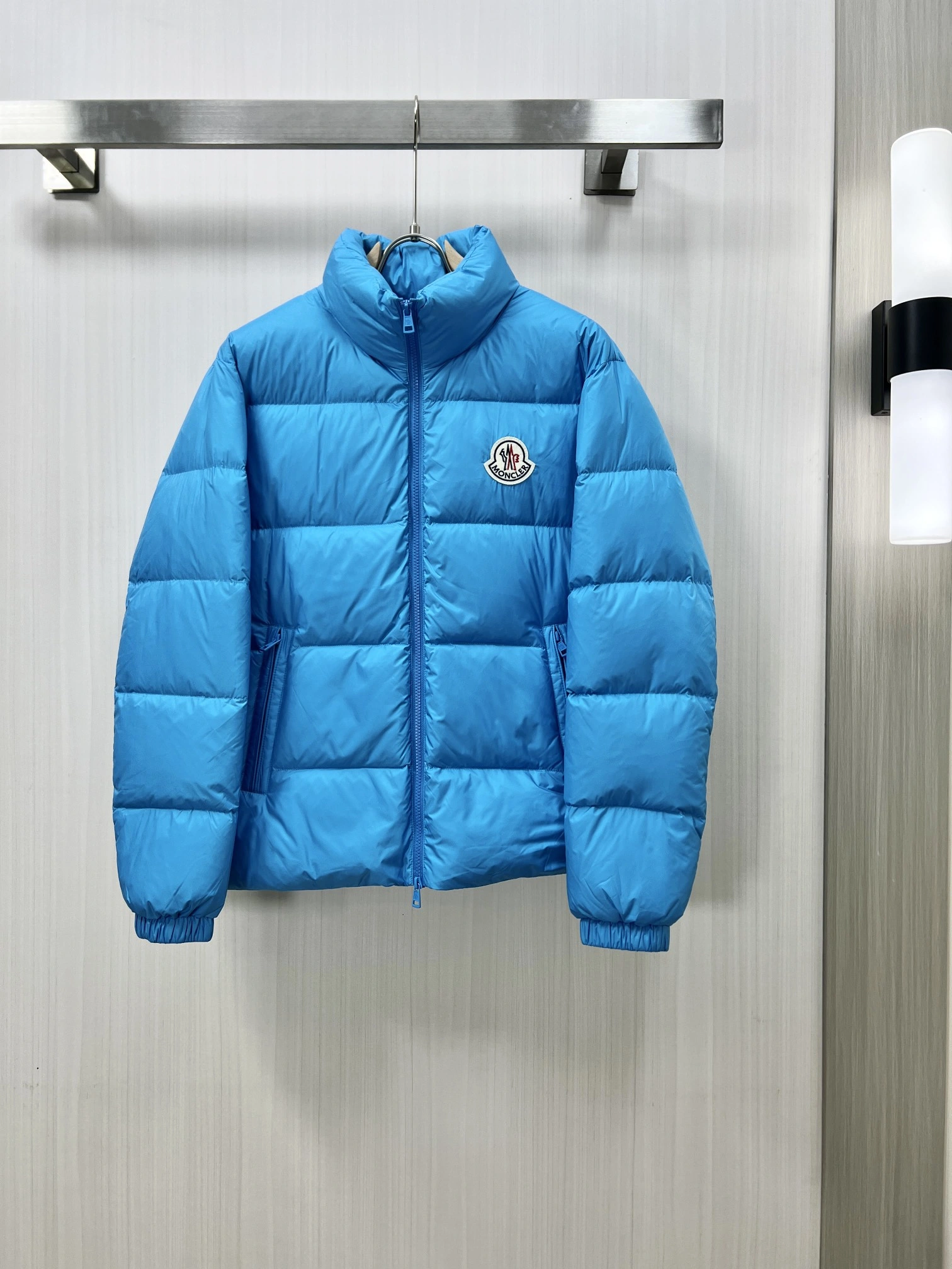 Moncler Down Jackets Lightweight 145324