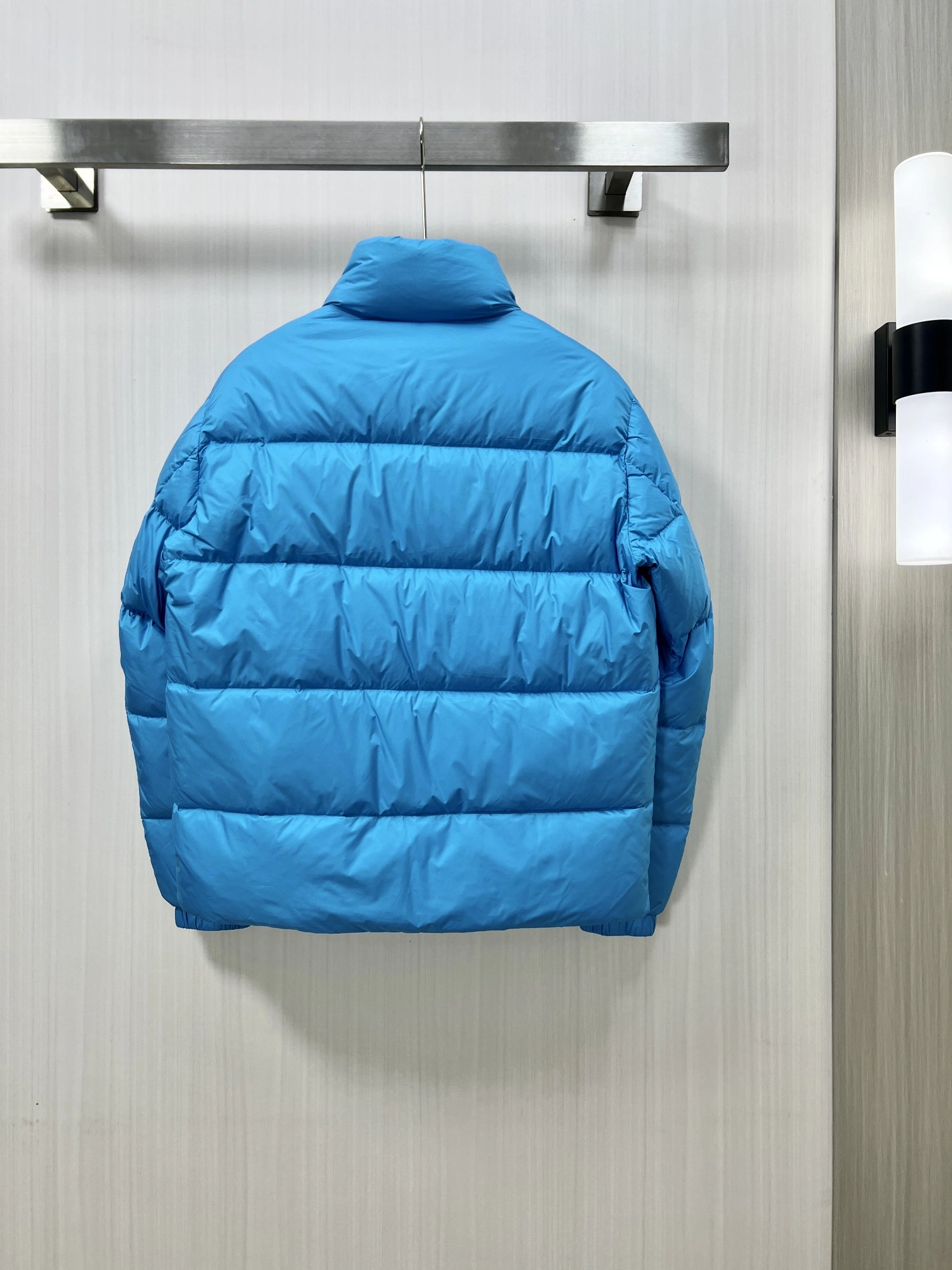 Moncler Down Jackets Lightweight 145324