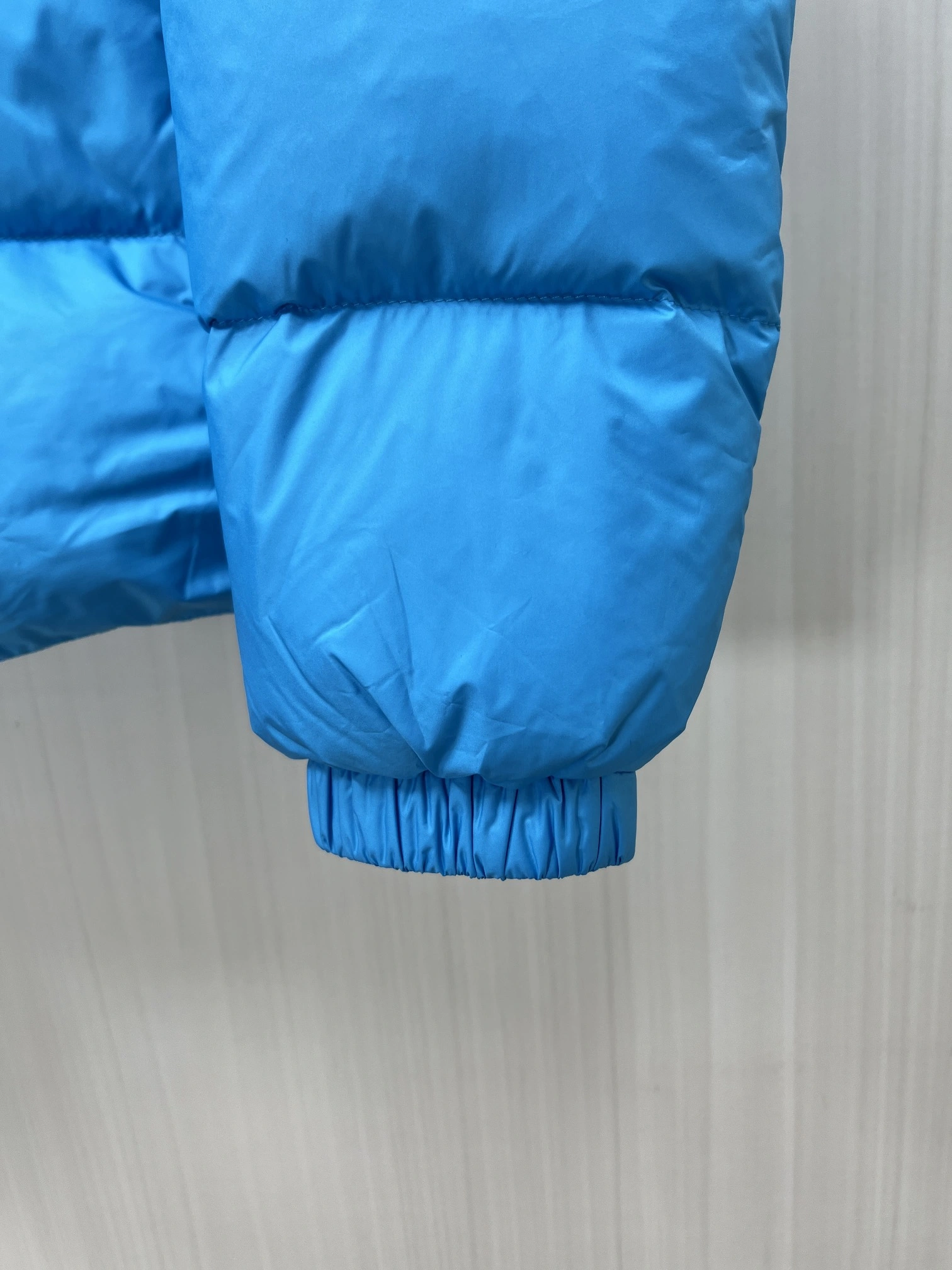 Moncler Down Jackets Lightweight 145324