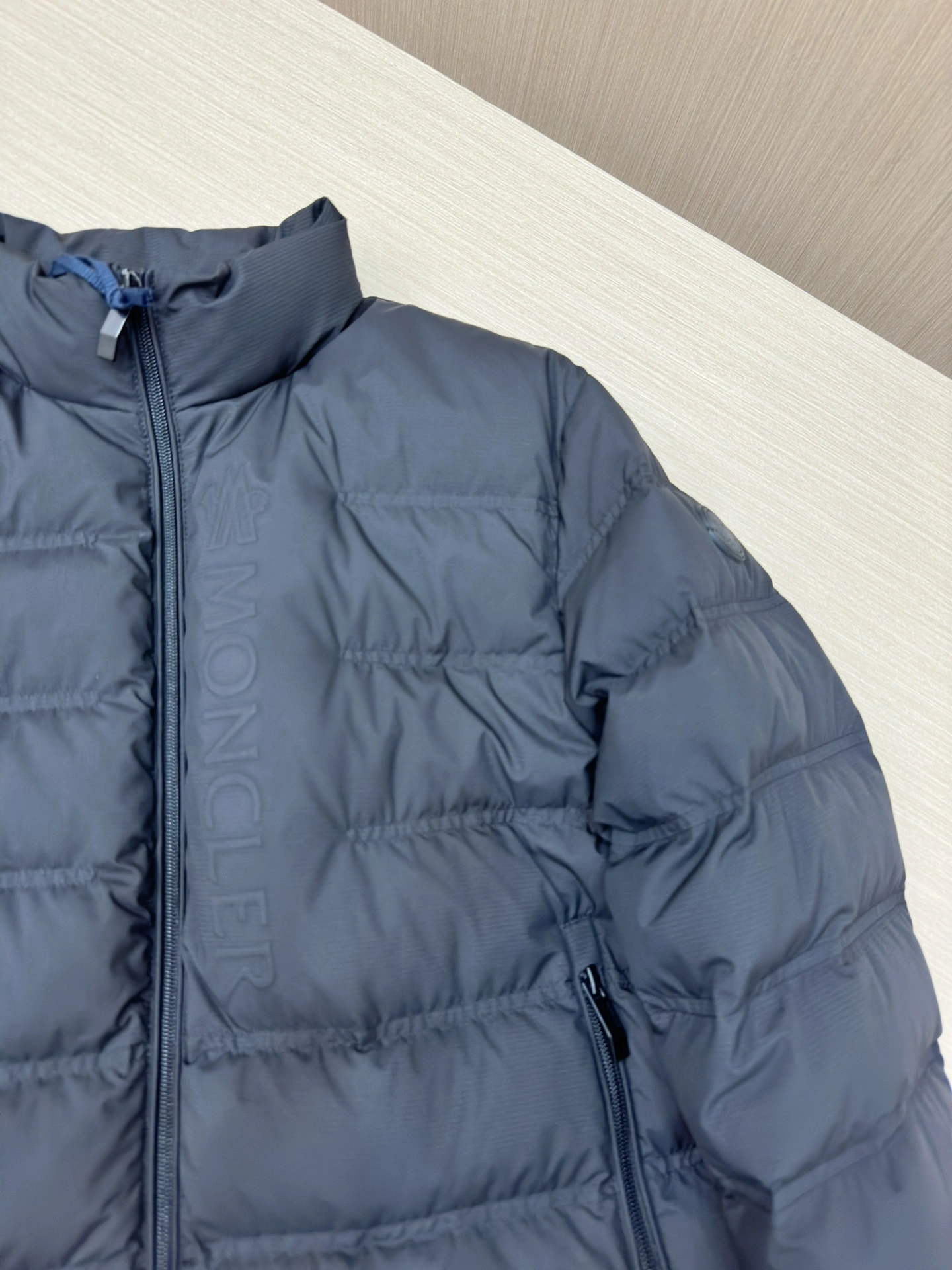 Unisex Moncler Down Jackets 145310