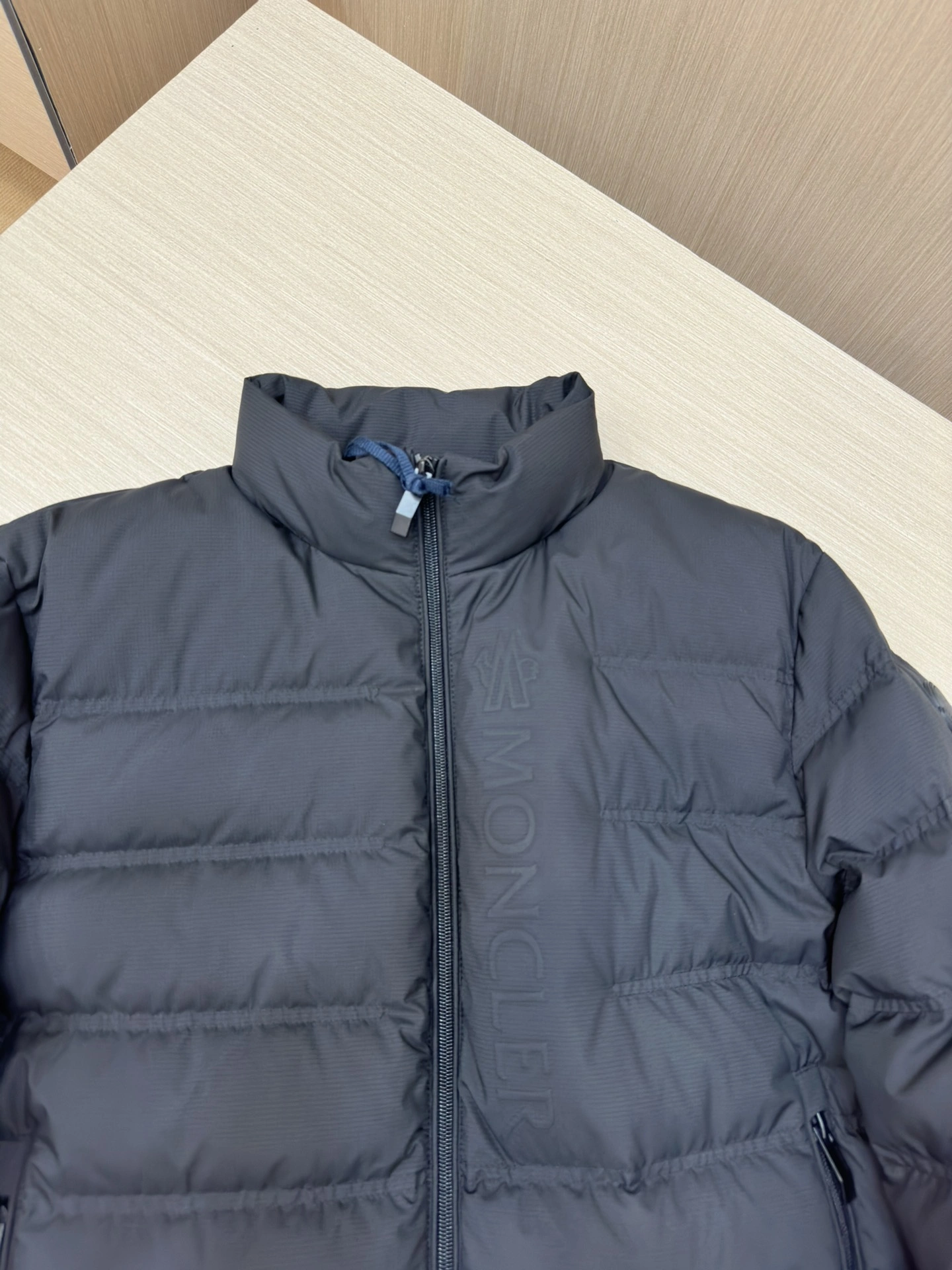 Unisex Moncler Down Jackets 145310