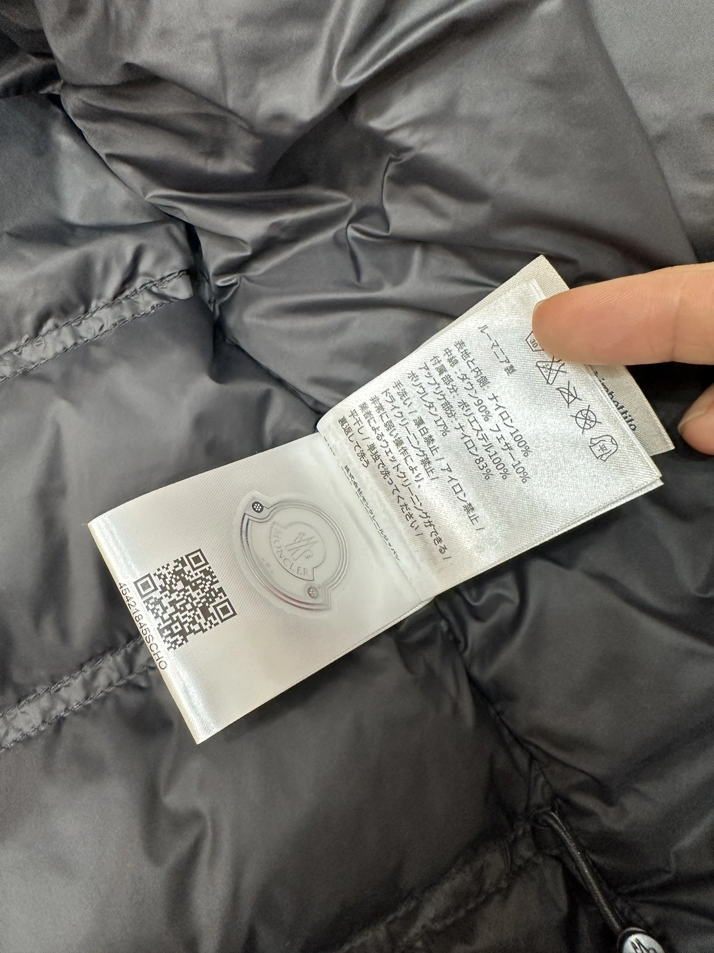 Unisex Moncler Down Jackets 145310